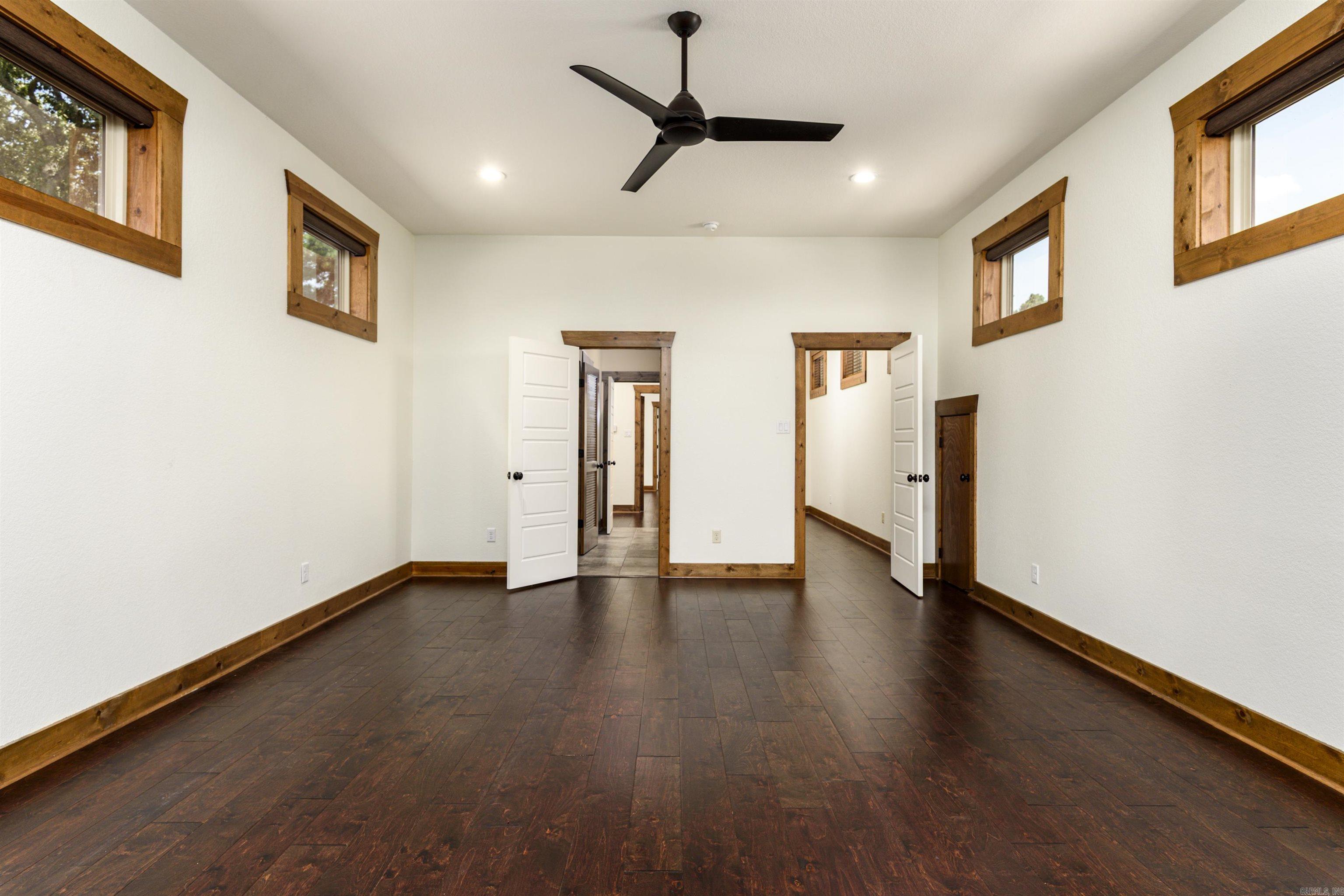 1202 Hilldale Cove Property Photo 37