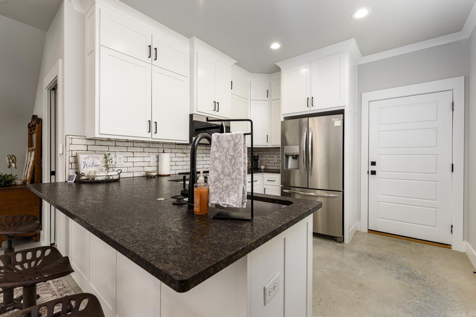 1202 Hilldale Cove Property Photo 40