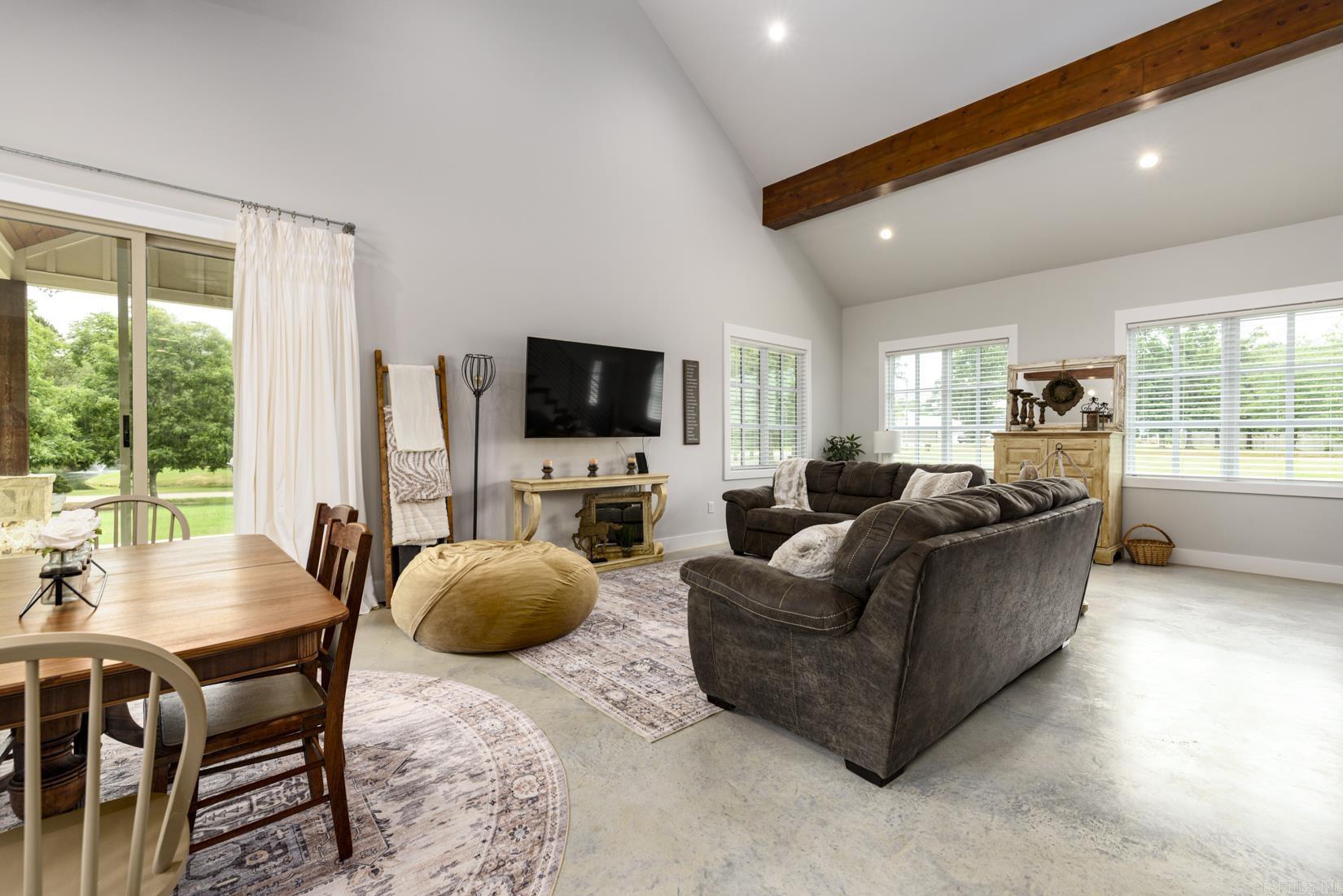 1202 Hilldale Cove Property Photo 41