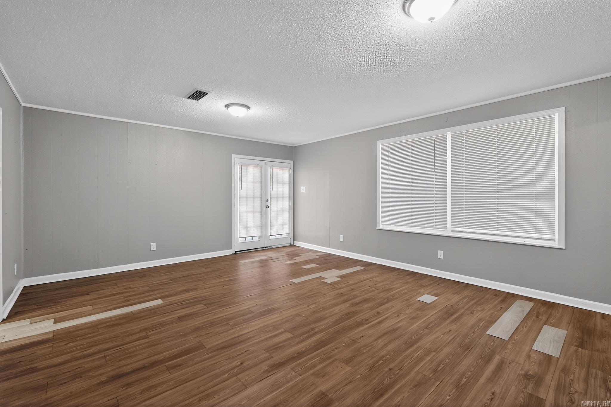 5400 Keats Drive Property Photo 11
