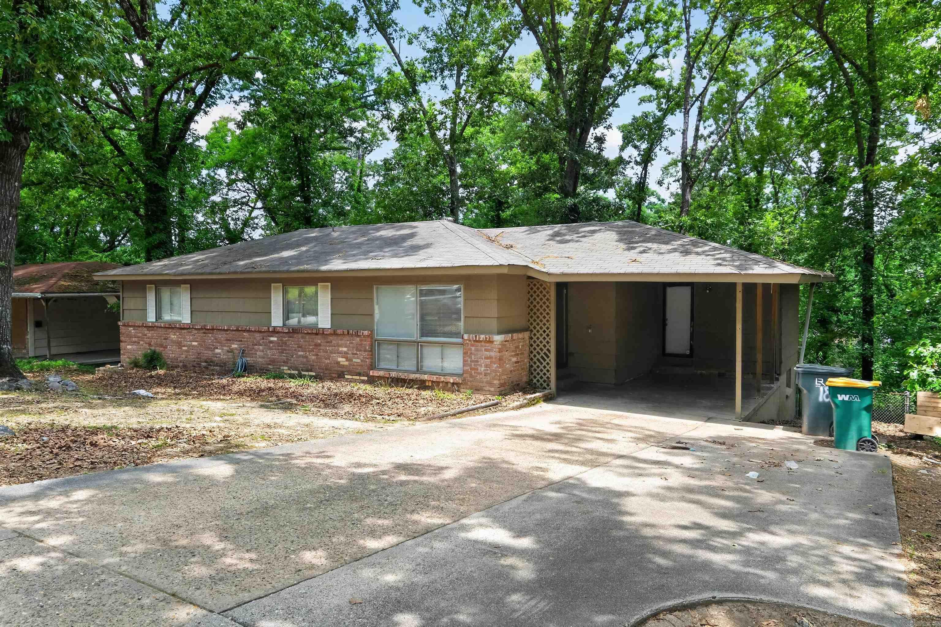 18 Westmont Cir Circle Property Photo 1