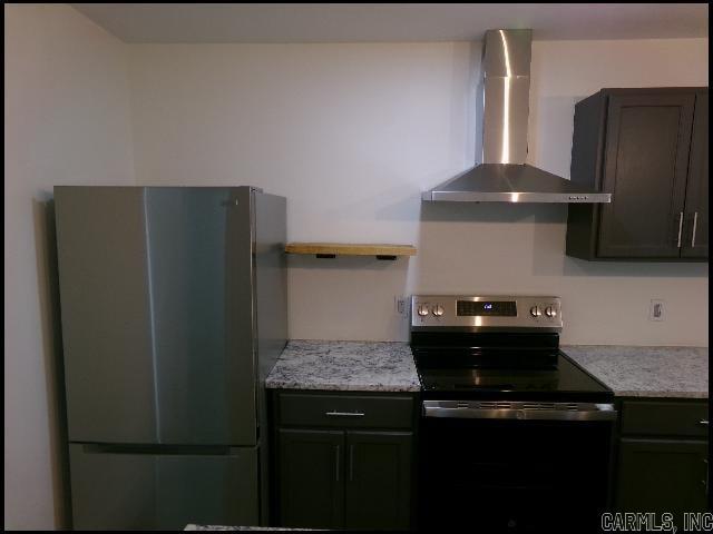 1912 Sanford Drive Unit 2 Property Photo 8
