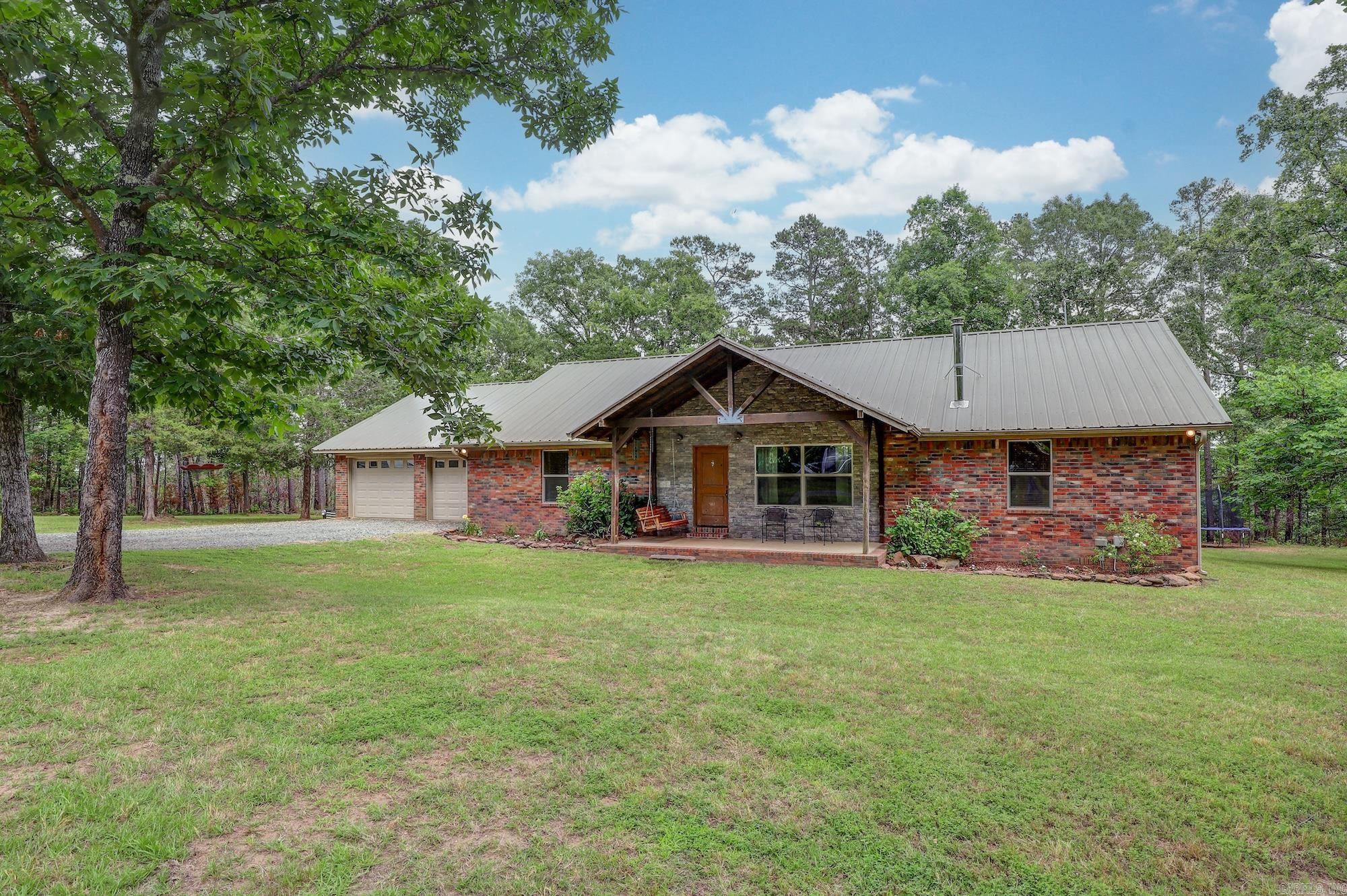 485 Elam Property Photo 4