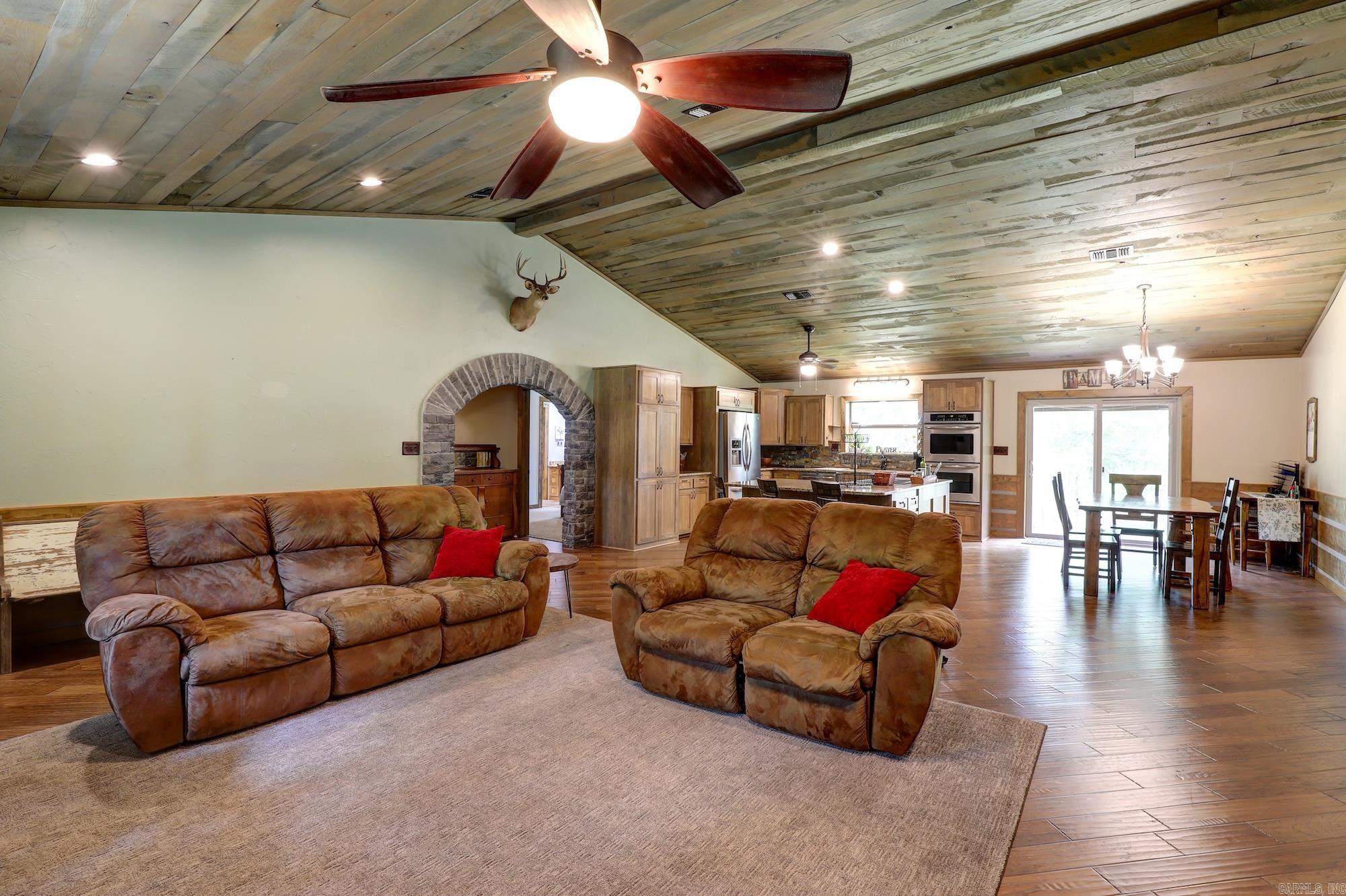 485 Elam Property Photo 9