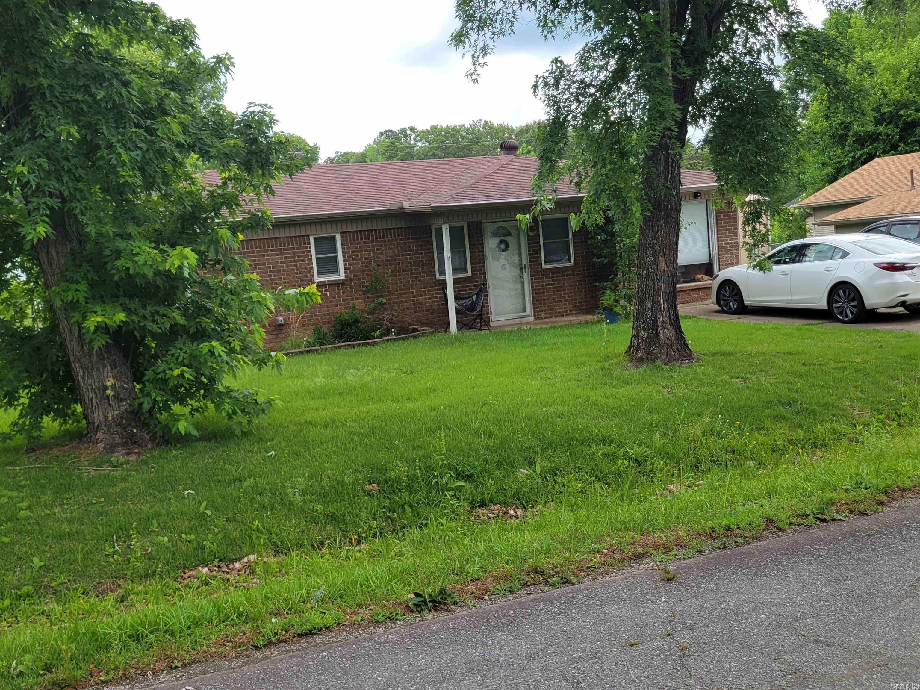 6 Compass Point Property Photo 2