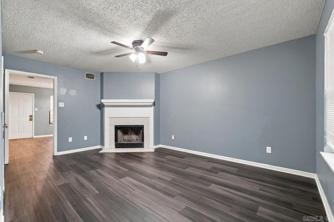 1809 Reservoir Road Property Photo 3