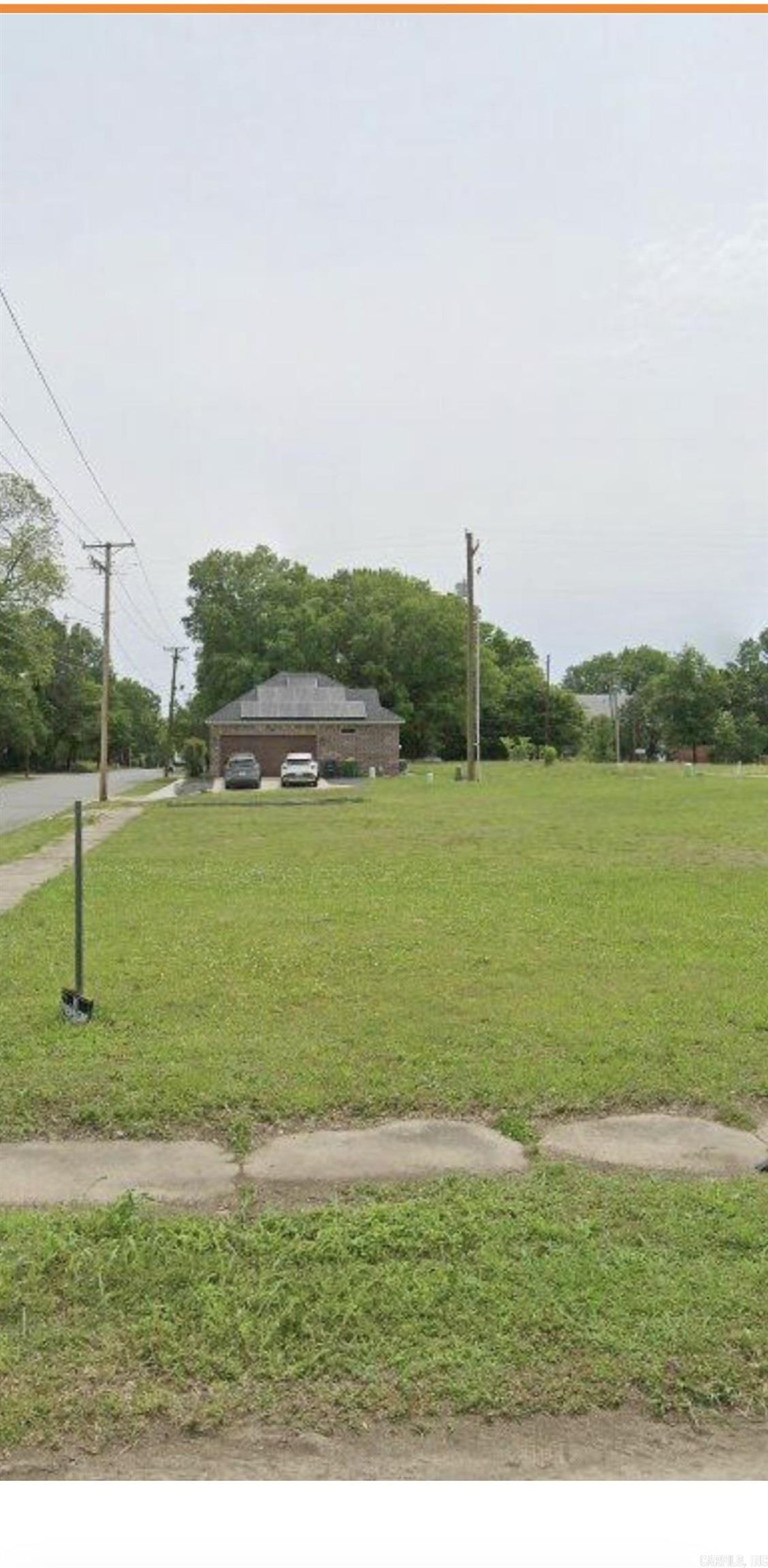 1501 Gaines Property Photo 1