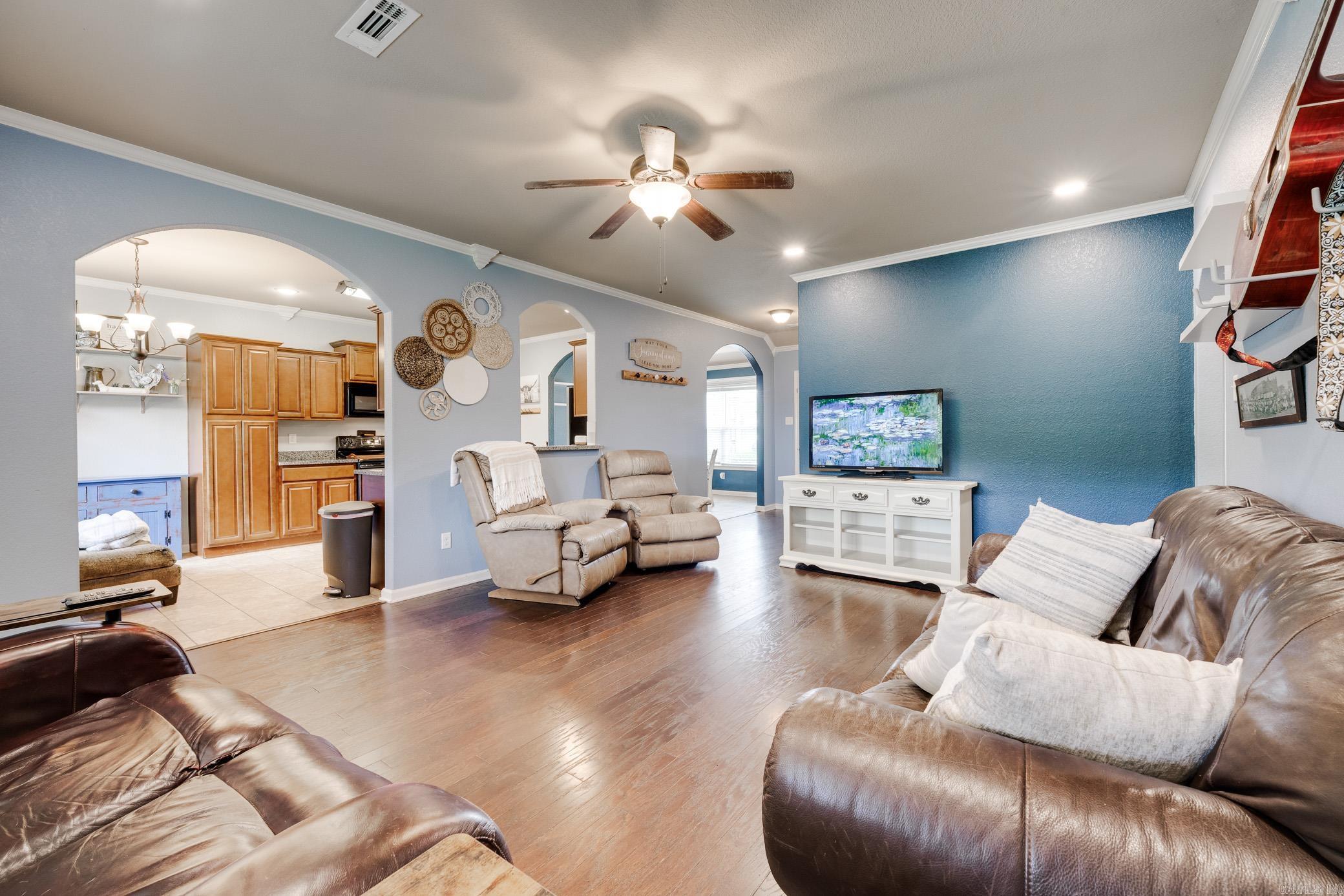 115 Earnhardt Circle Property Photo 6