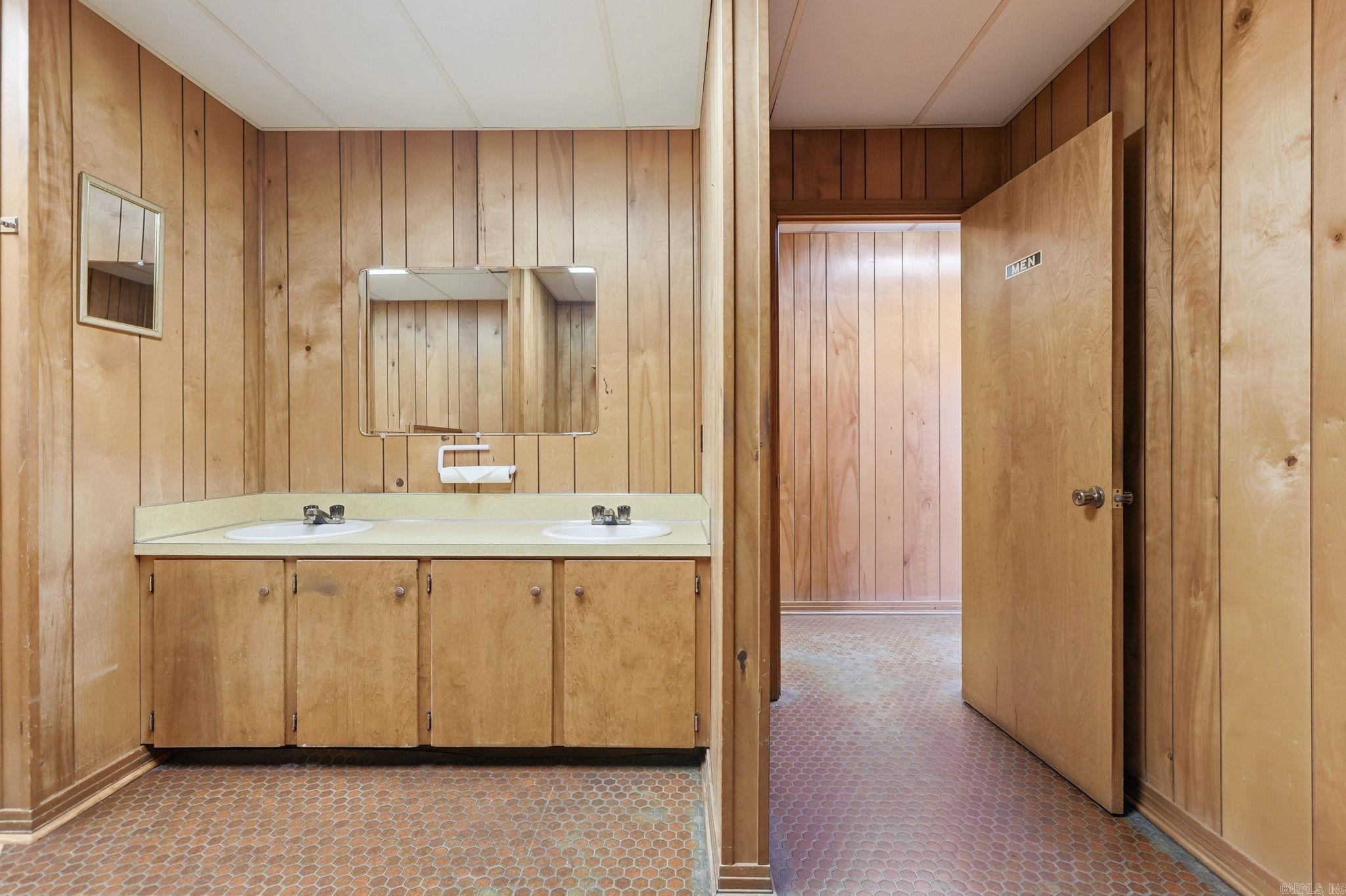 197 S Redmond Property Photo 24