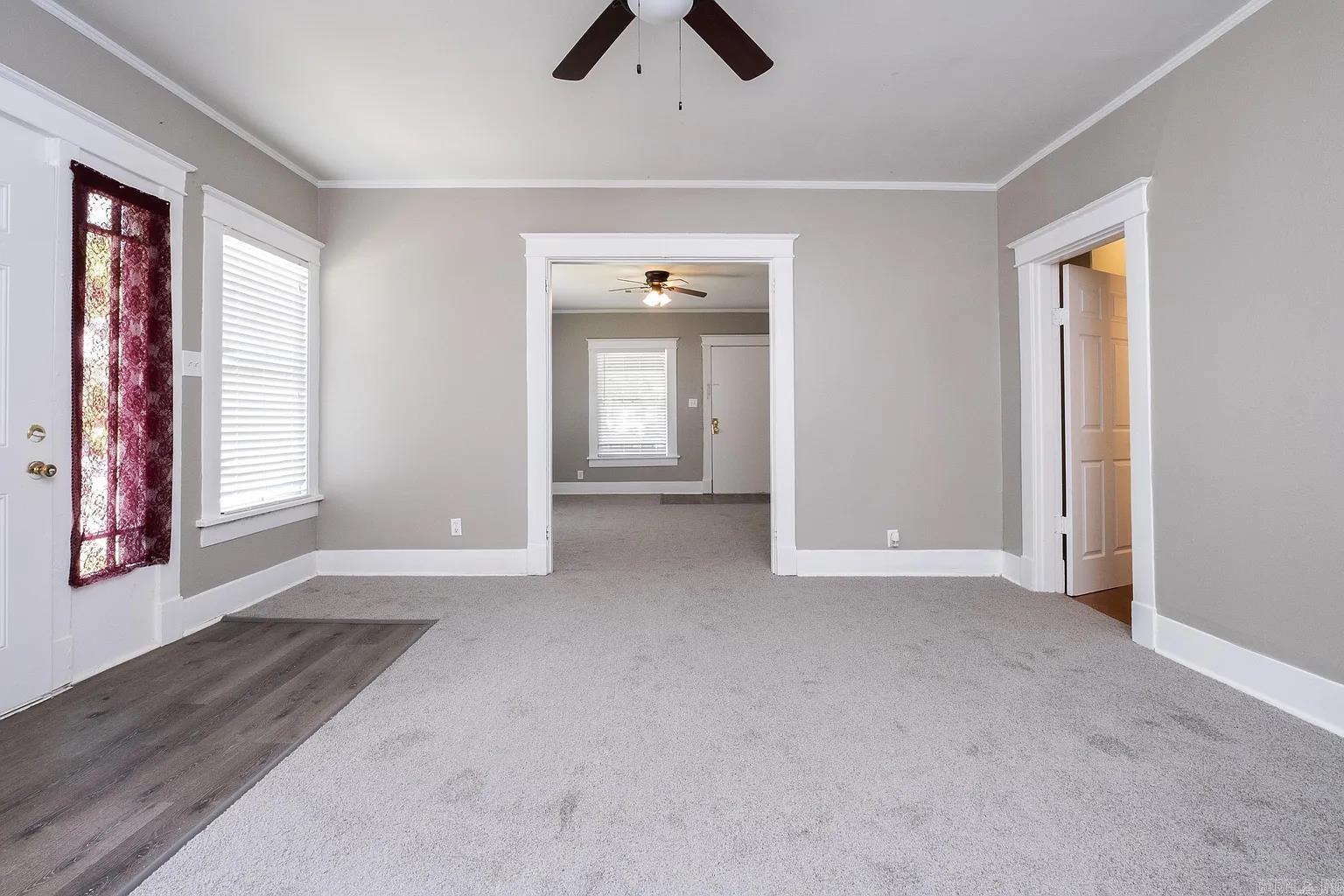 1023 Booker St Property Photo 6