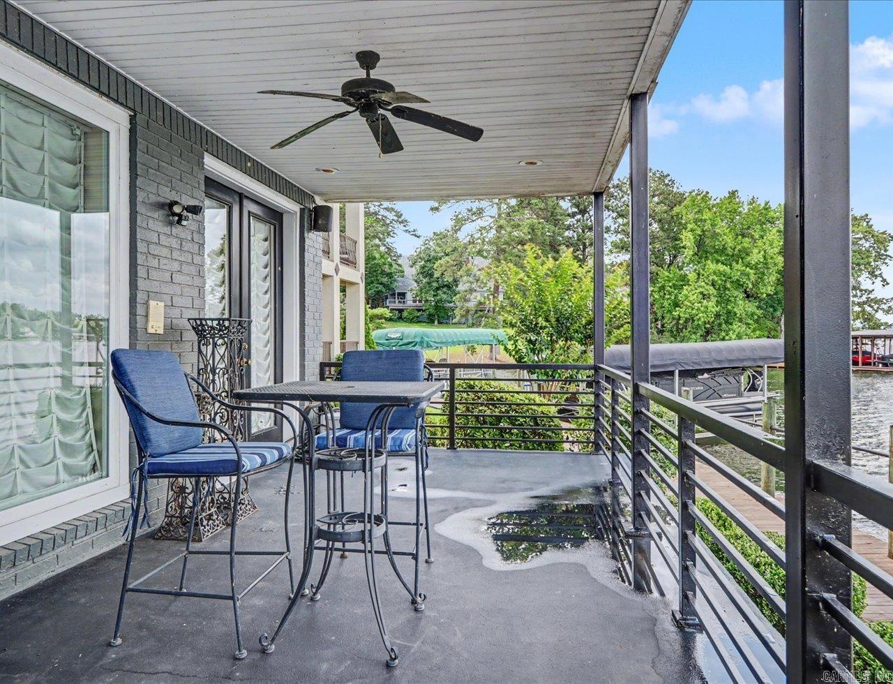 333 Paradise Point Property Photo 44