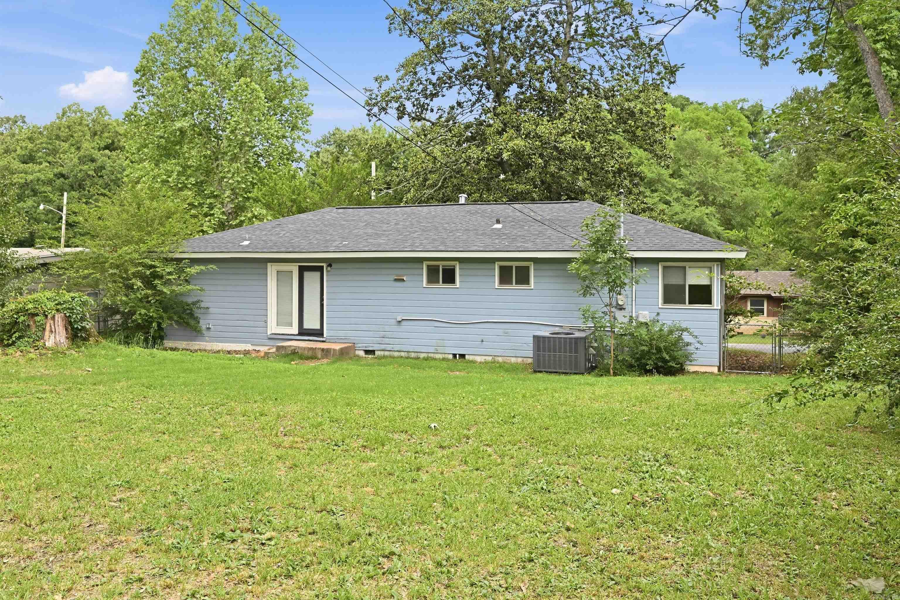 42 N Meadowcliff Drive Property Photo 4
