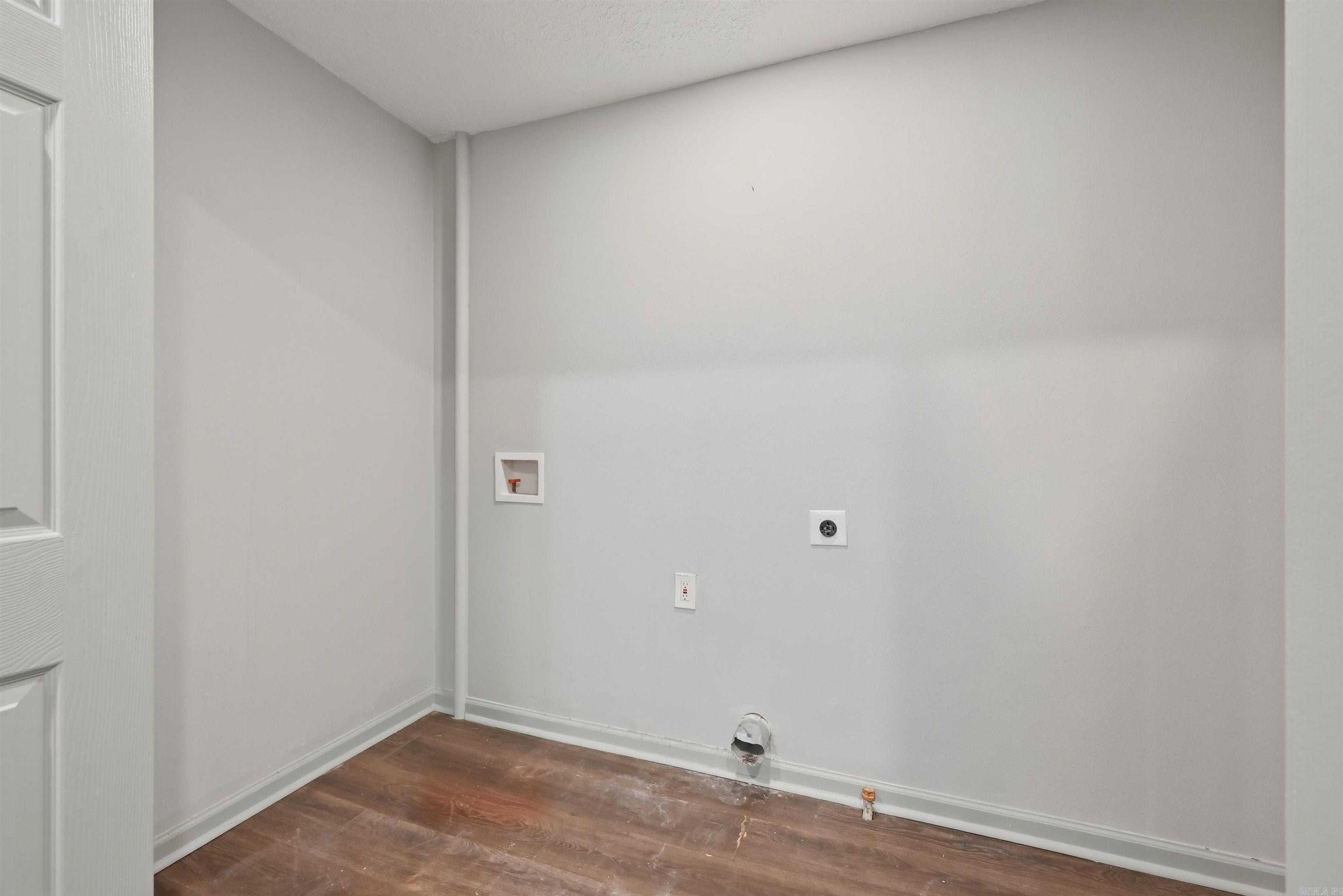 42 N Meadowcliff Drive Property Photo 11