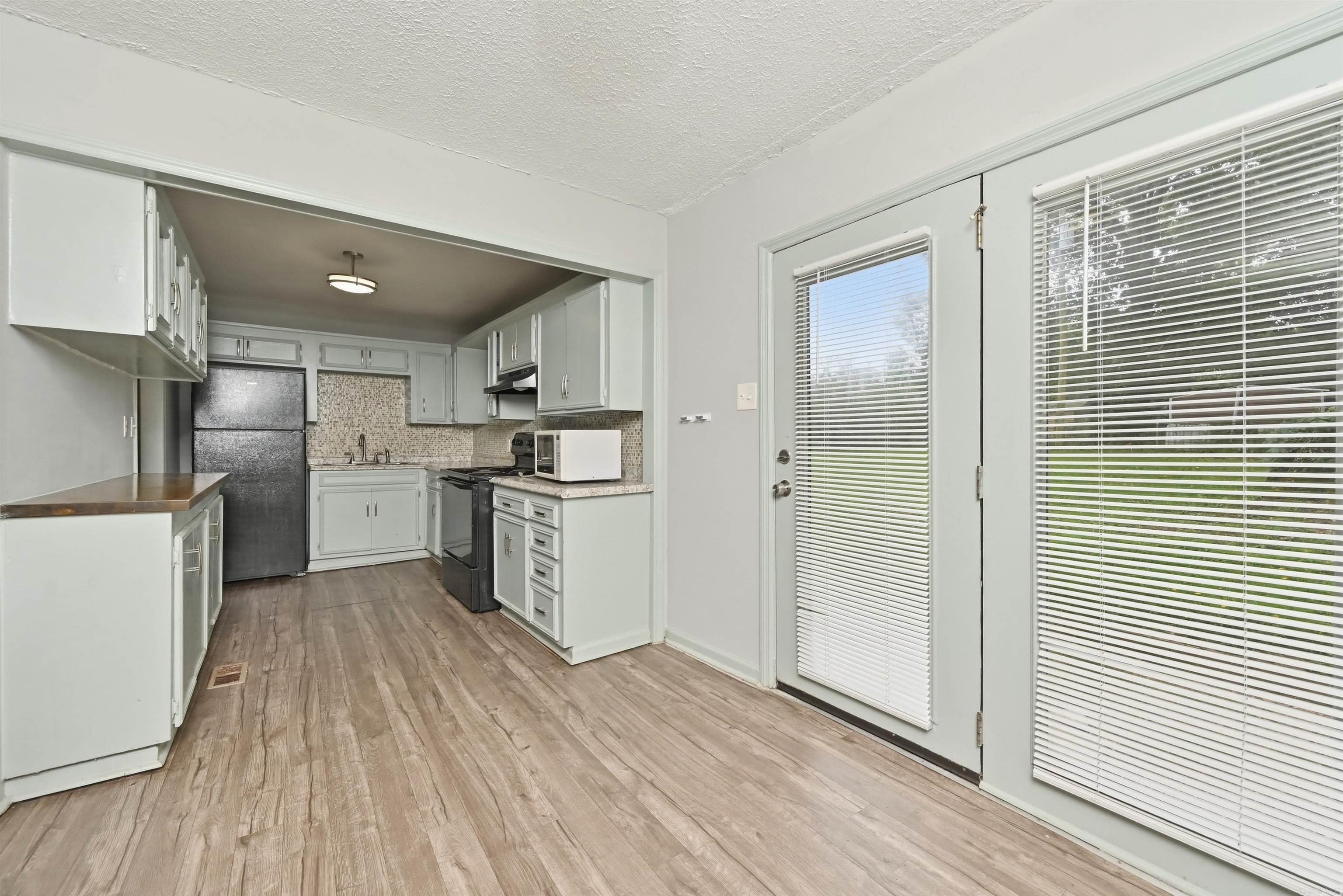 42 N Meadowcliff Drive Property Photo 15