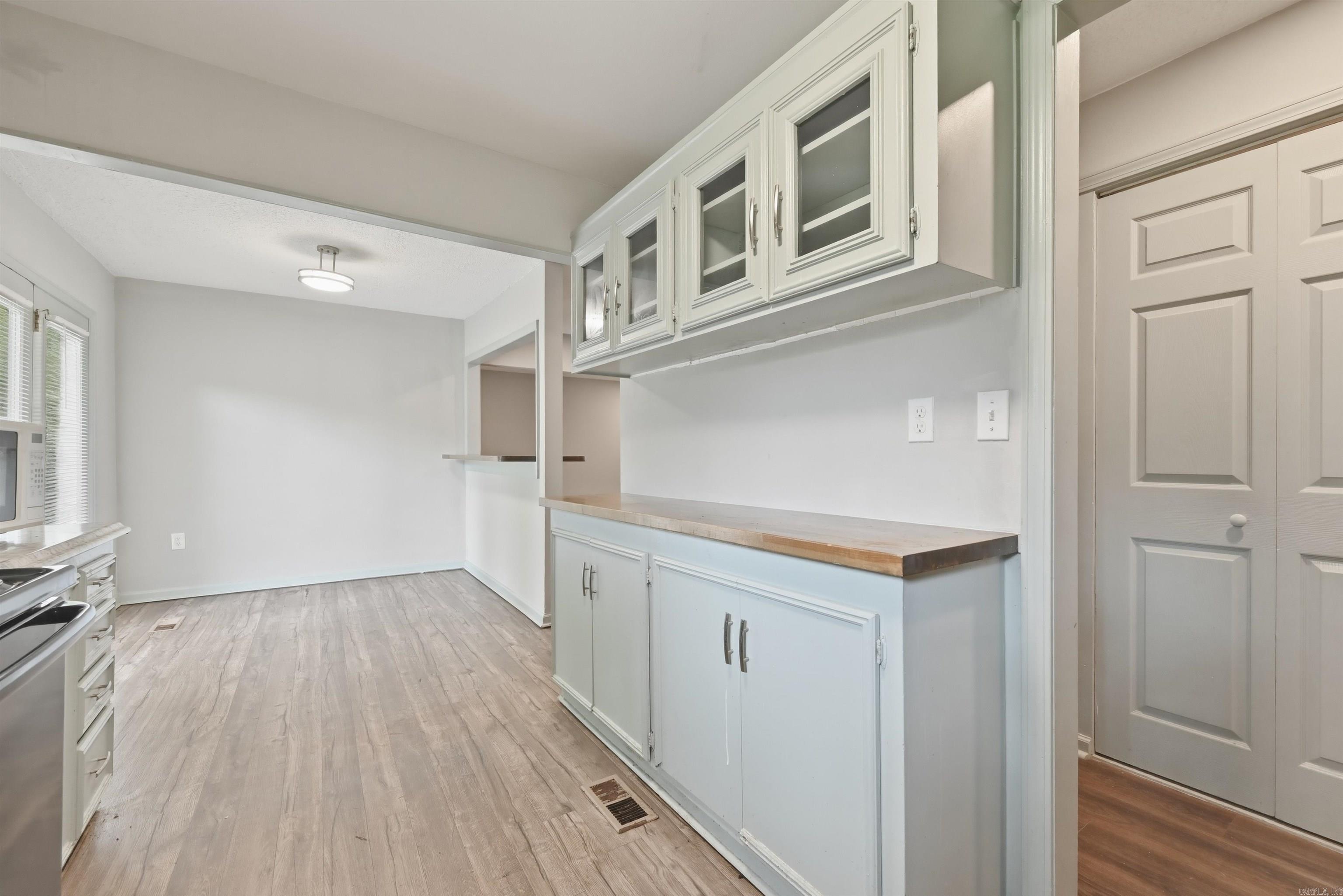 42 N Meadowcliff Drive Property Photo 19