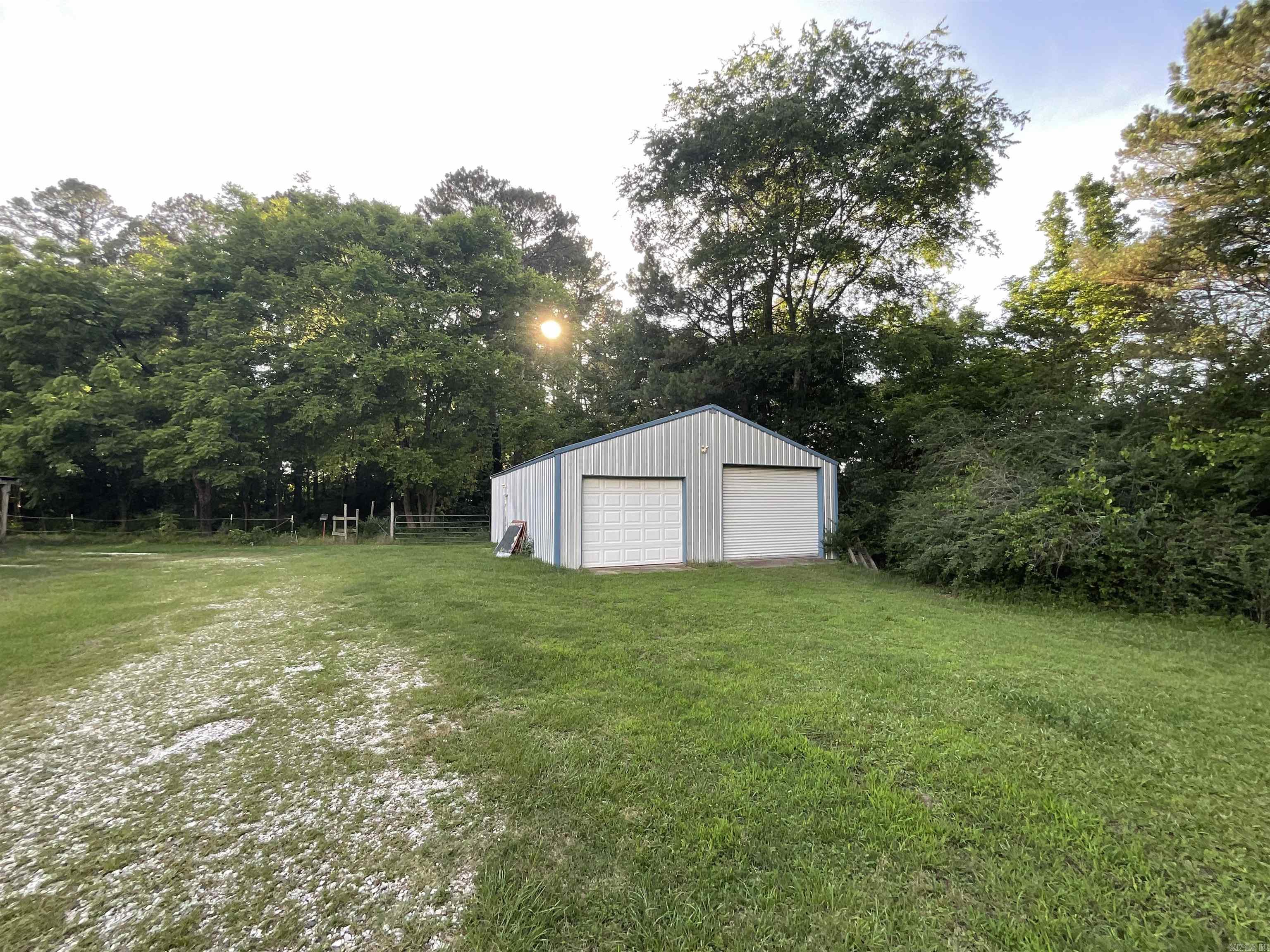13488 Highway 67 Property Photo 4