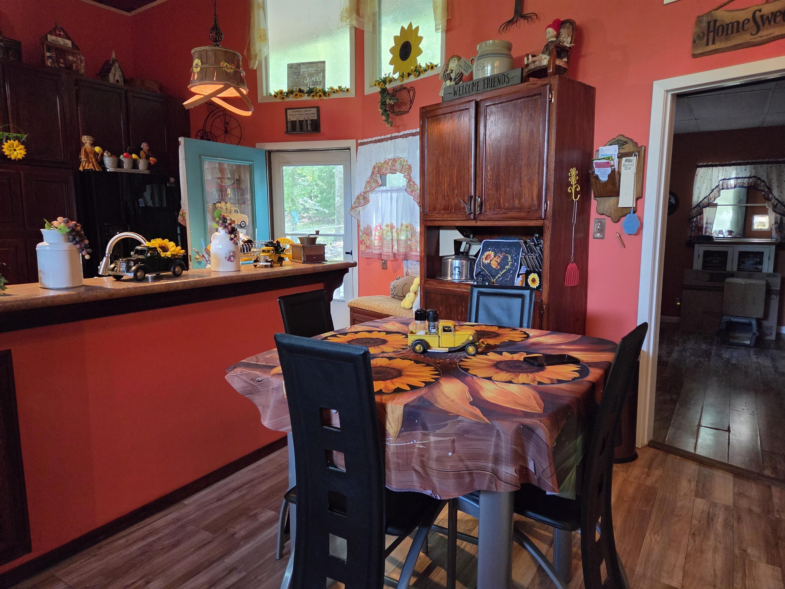 126 Saginaw Circle Property Photo 6