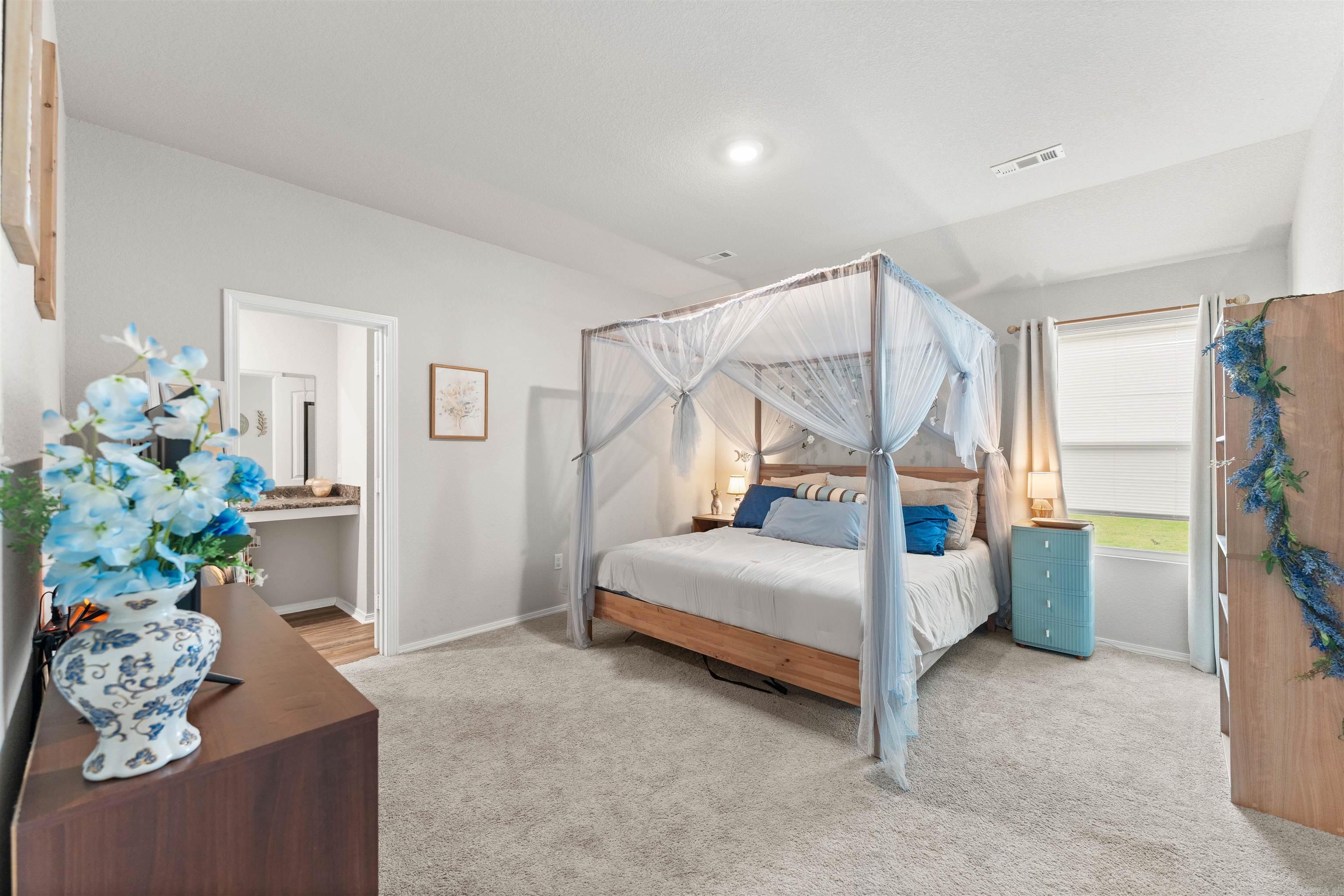 10 Farmhouse Circle Property Photo 16