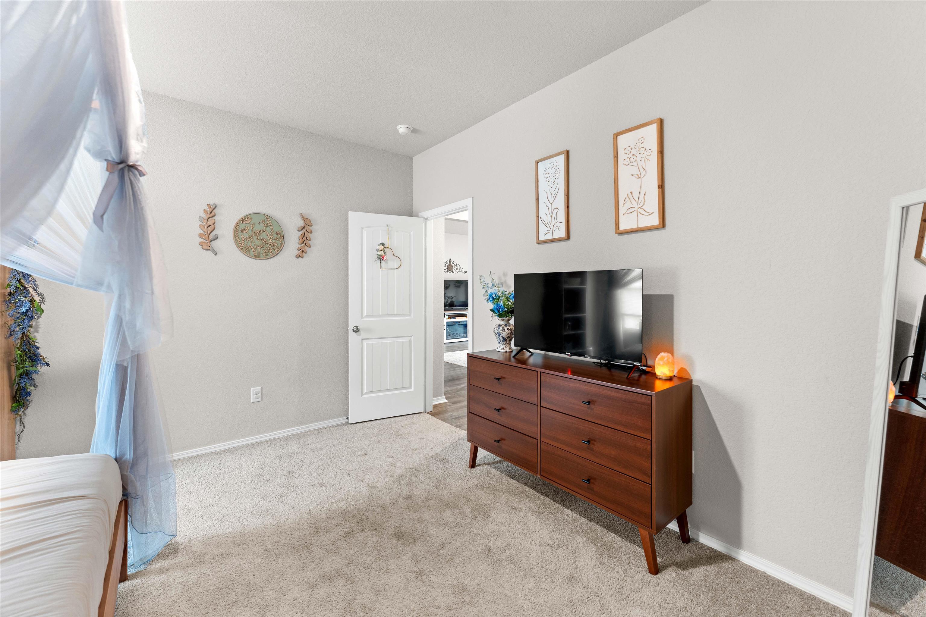 10 Farmhouse Circle Property Photo 18