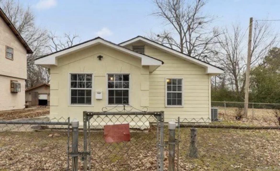 1406 Vine Street Property Photo 1