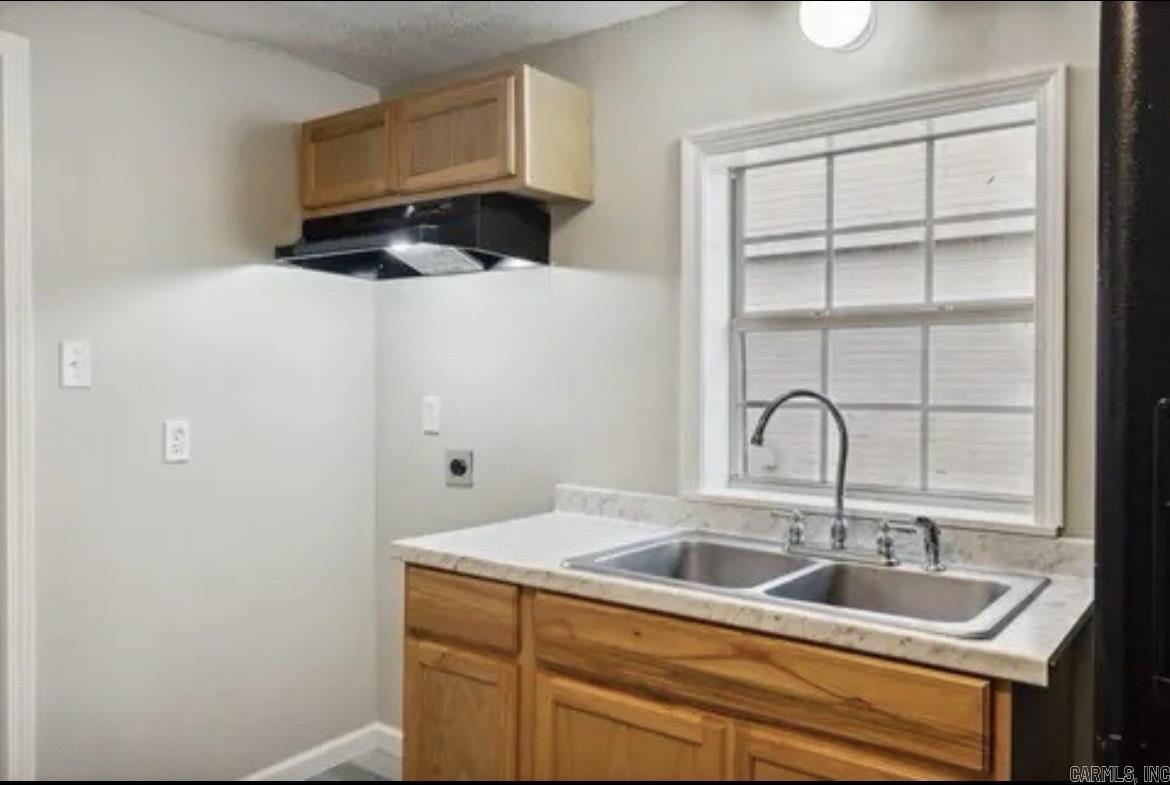 1406 Vine Street Property Photo 6