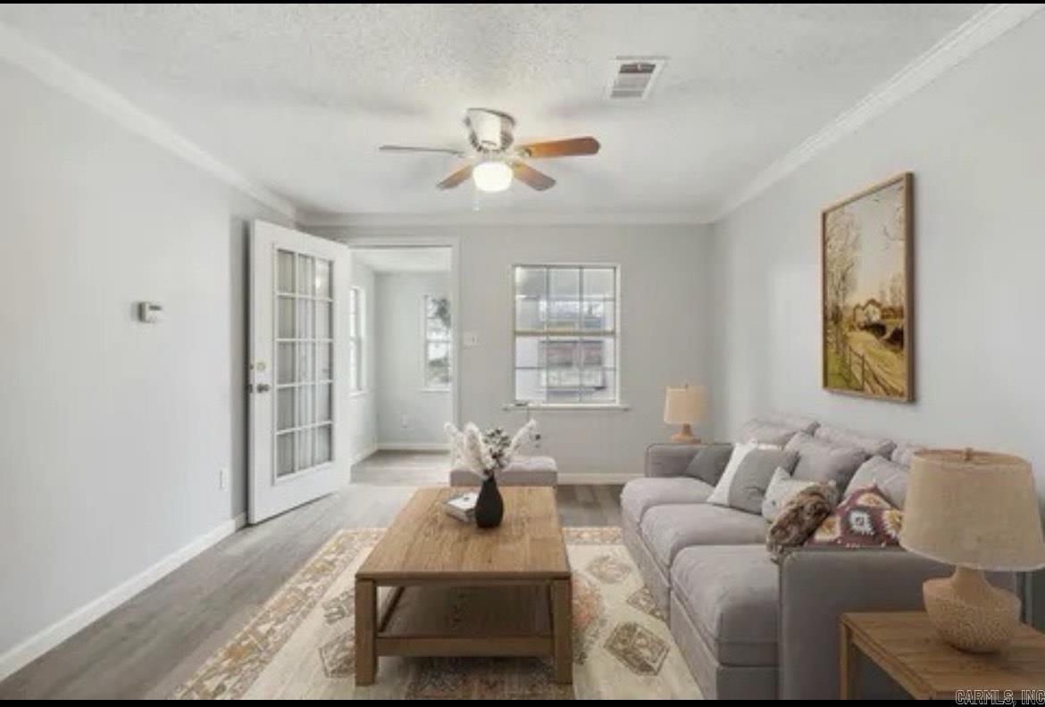 1406 Vine Street Property Photo 14