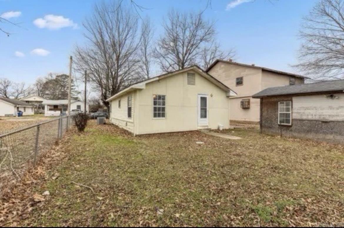 1406 Vine Street Property Photo 15