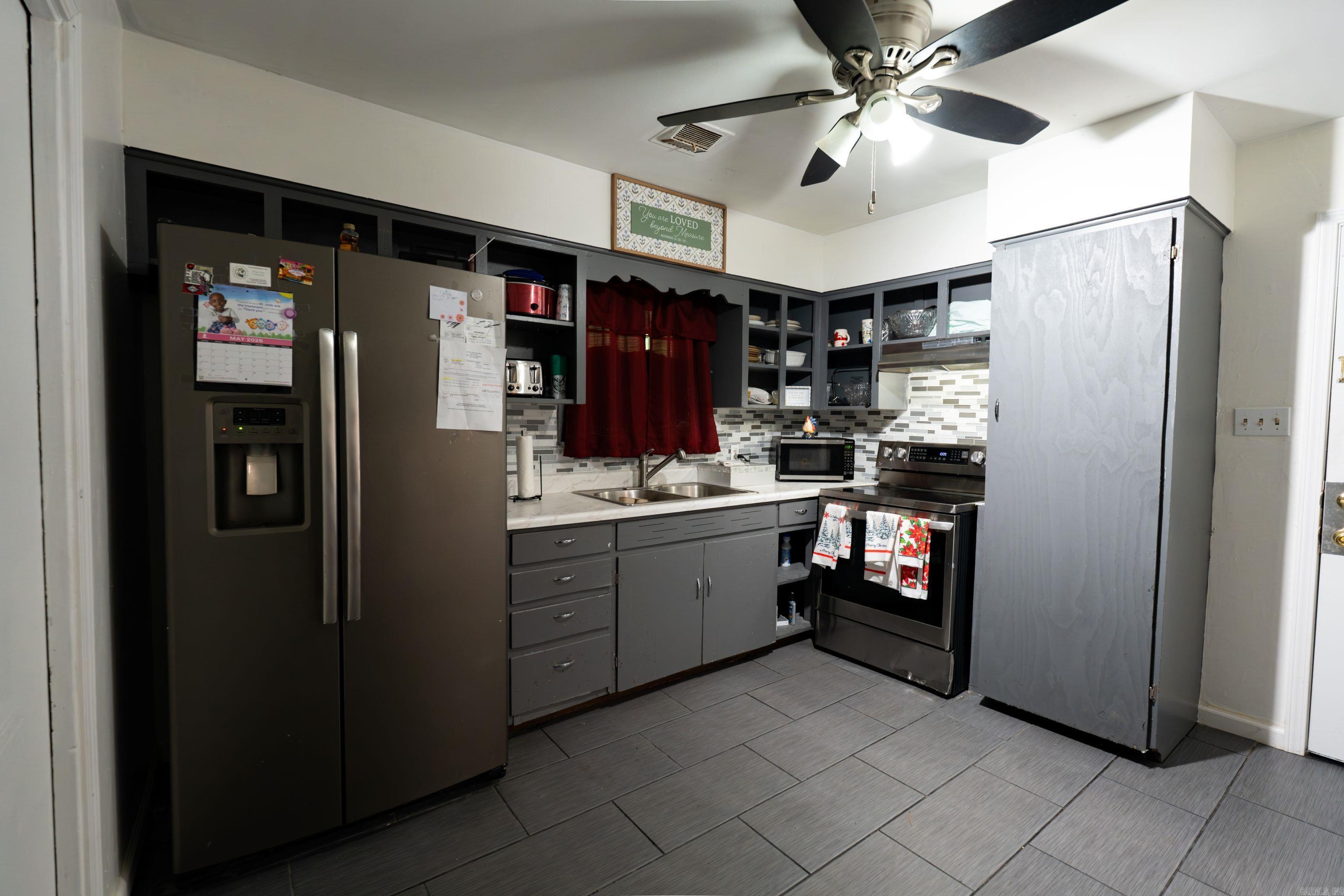 5114 Loetscher Lane Property Photo 10