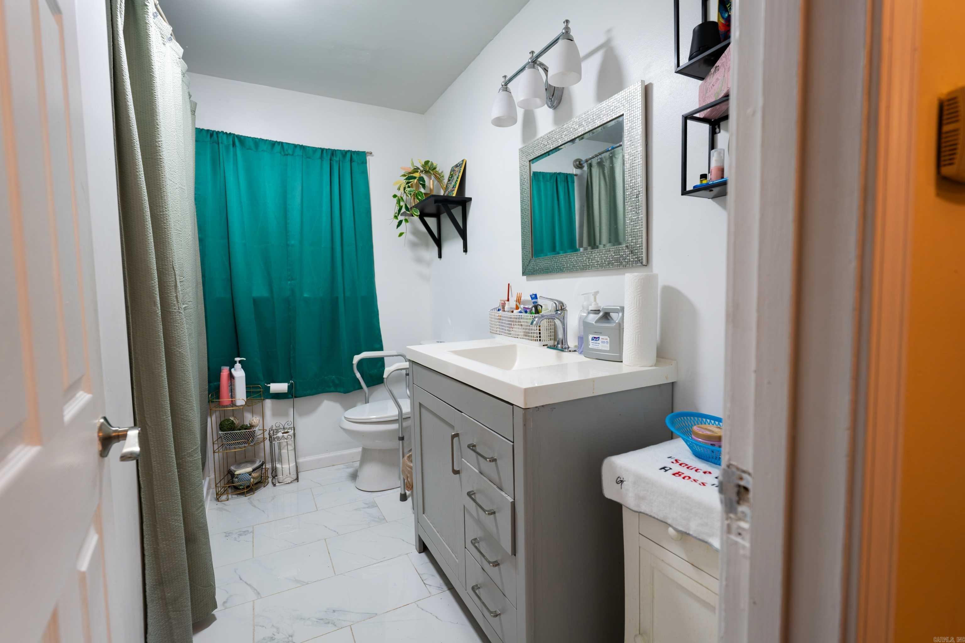 5114 Loetscher Lane Property Photo 19