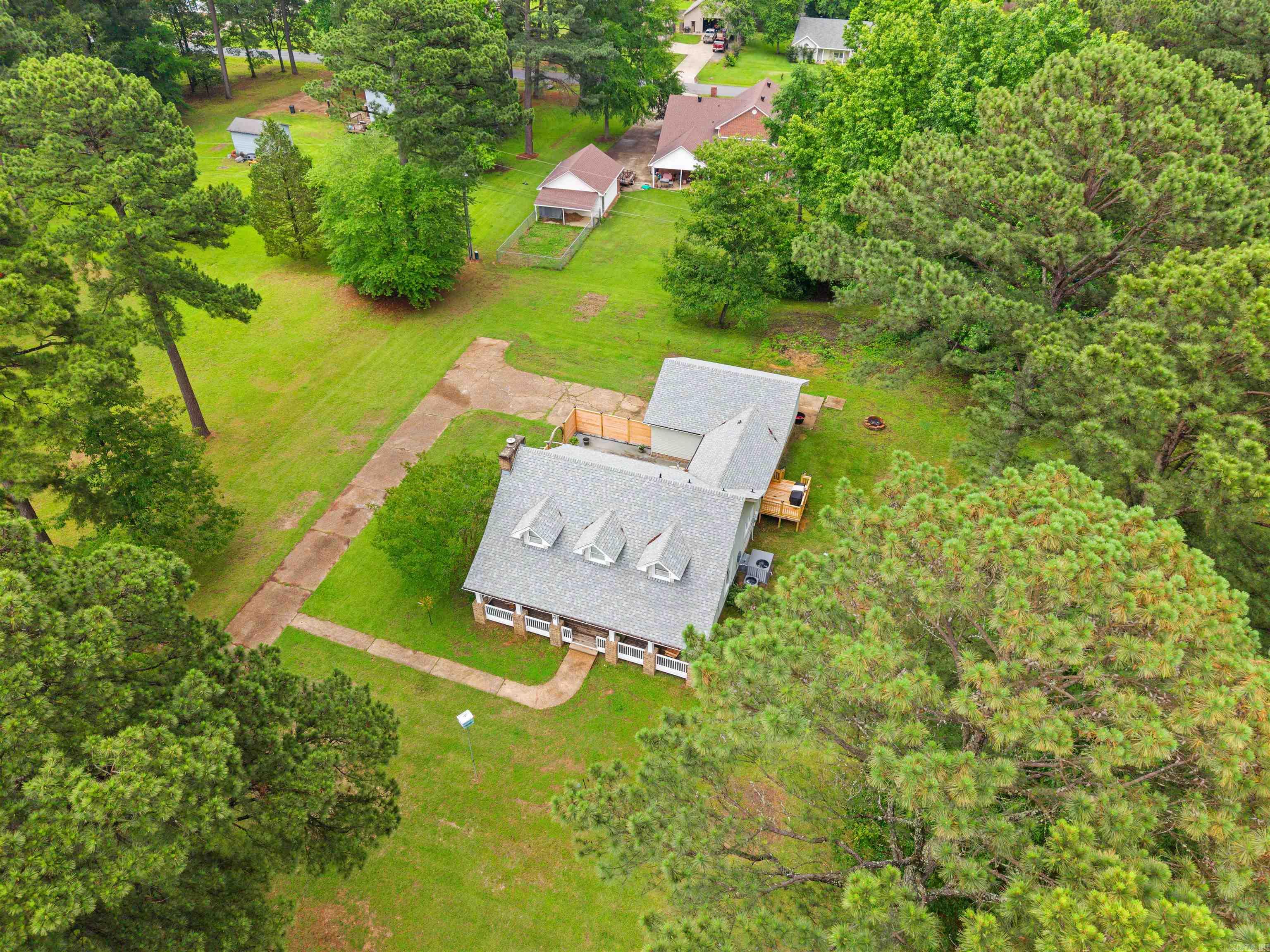 40 Rosewood Drive Property Photo 45