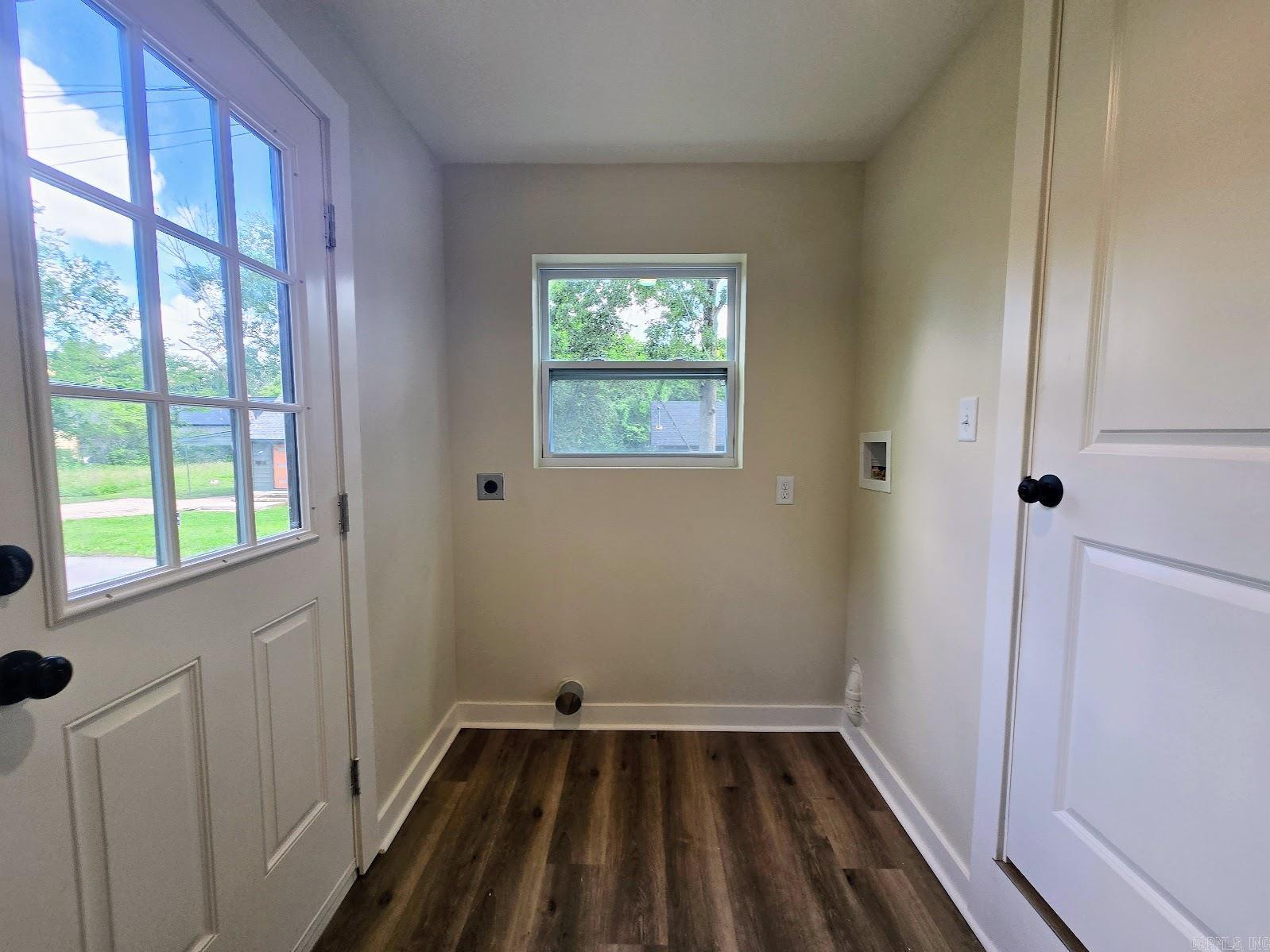 600 S Maple Street Property Photo 10