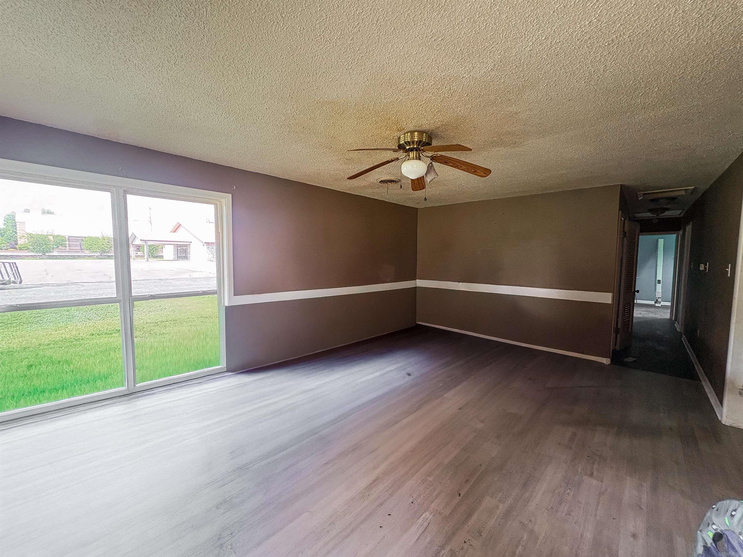 54 N Broadview Street Property Photo 6