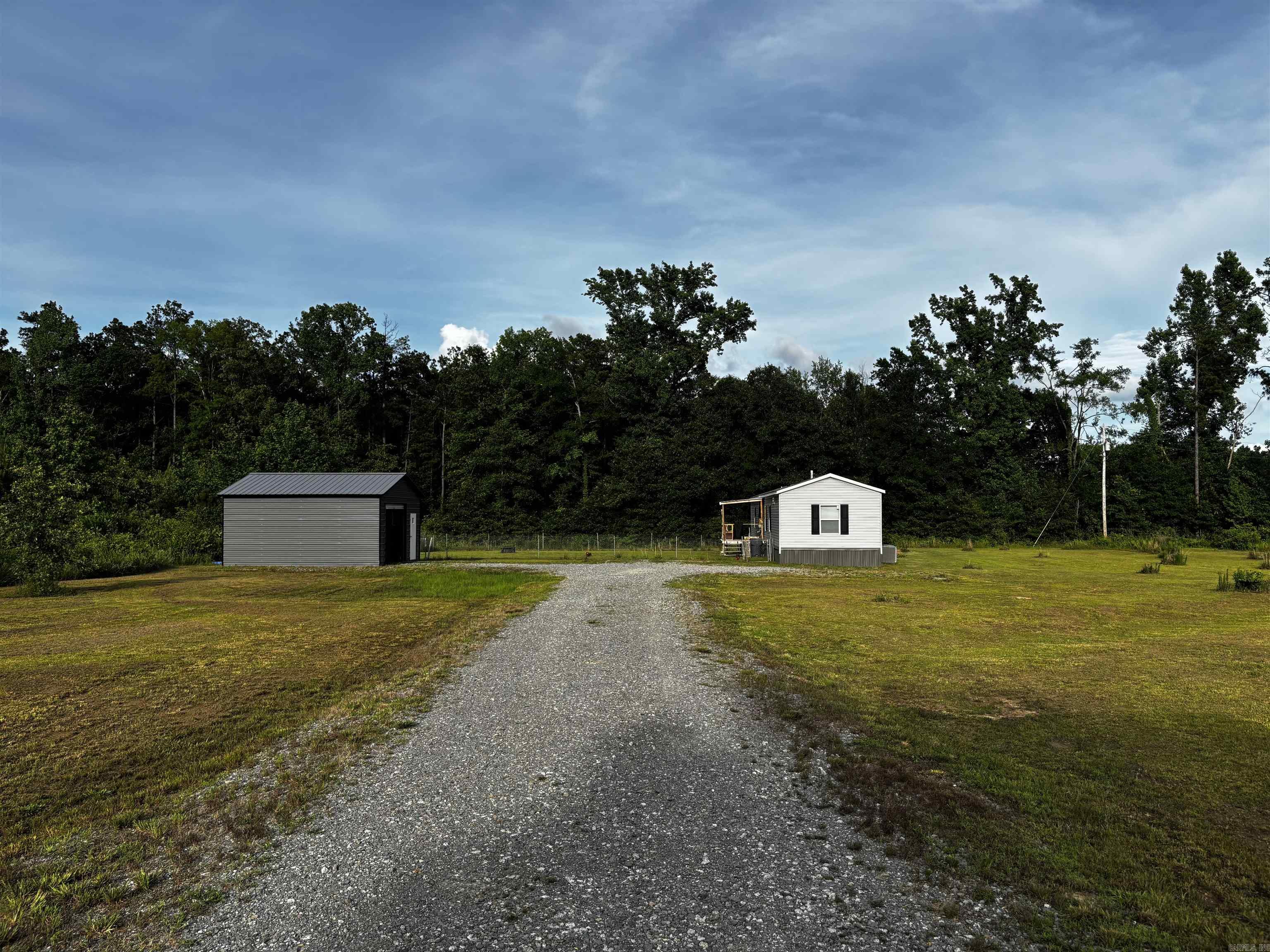 6595 Goodfellow Road Property Photo 8