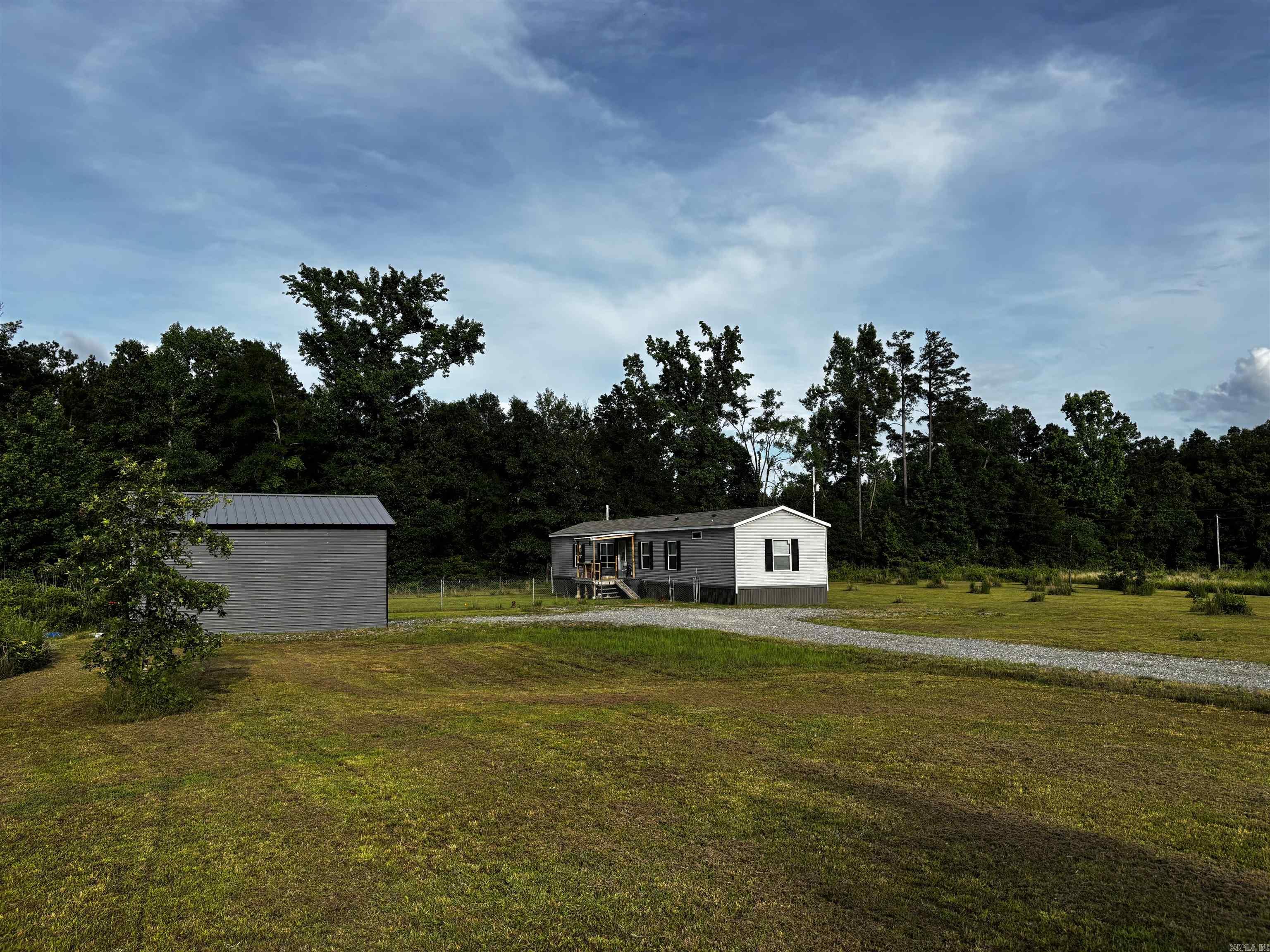 6595 Goodfellow Road Property Photo 9