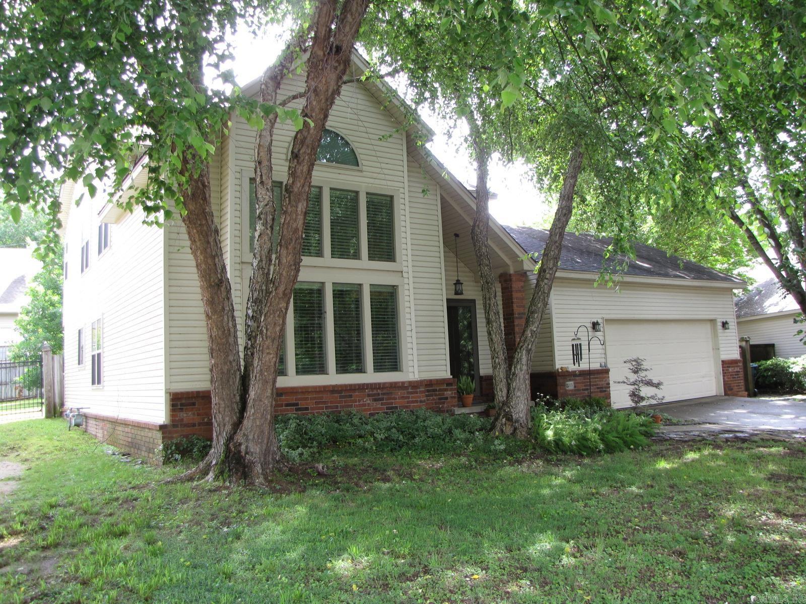 2015 Brookford Drive Property Photo 1
