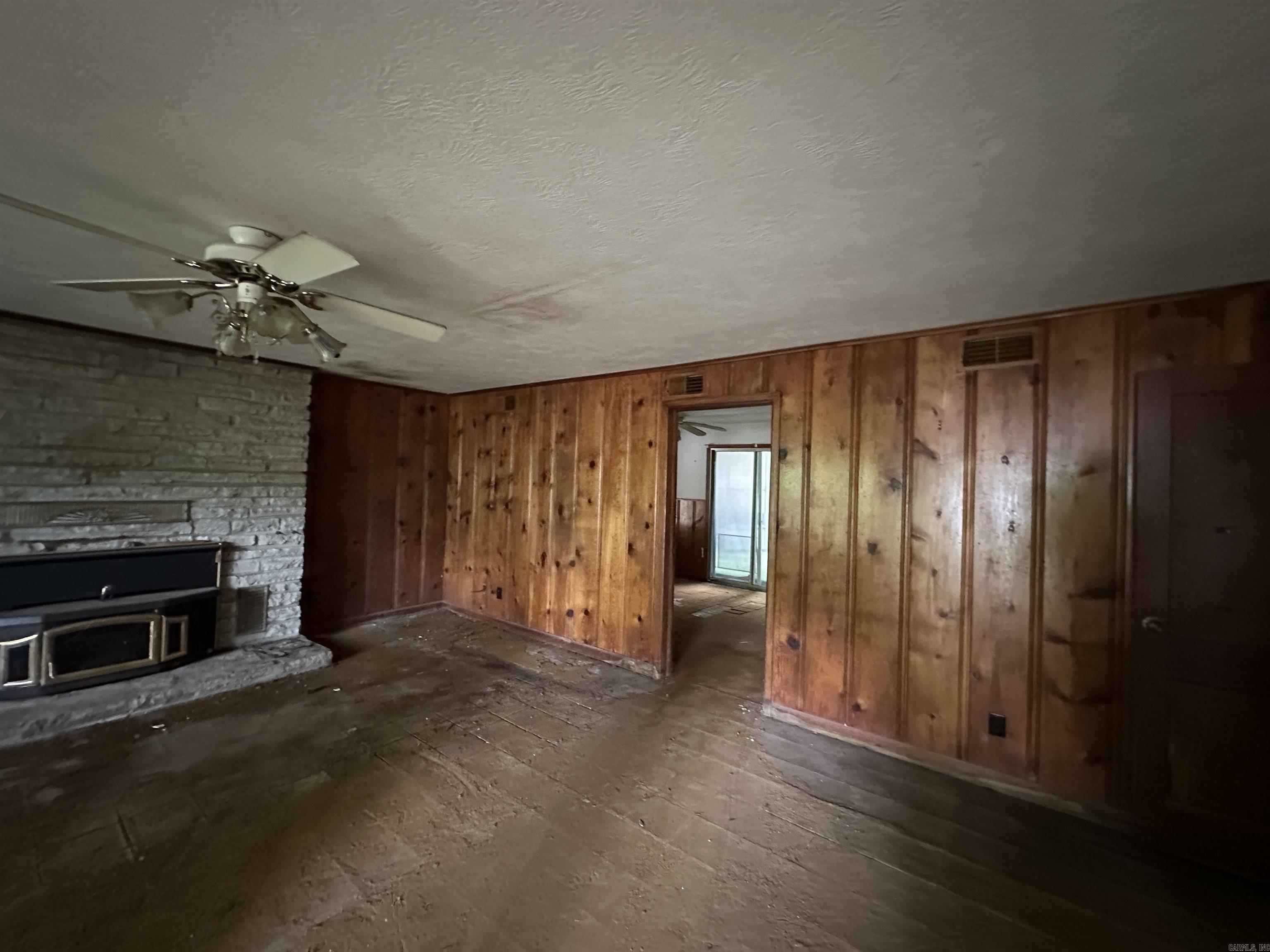 226 North Drive Property Photo 4