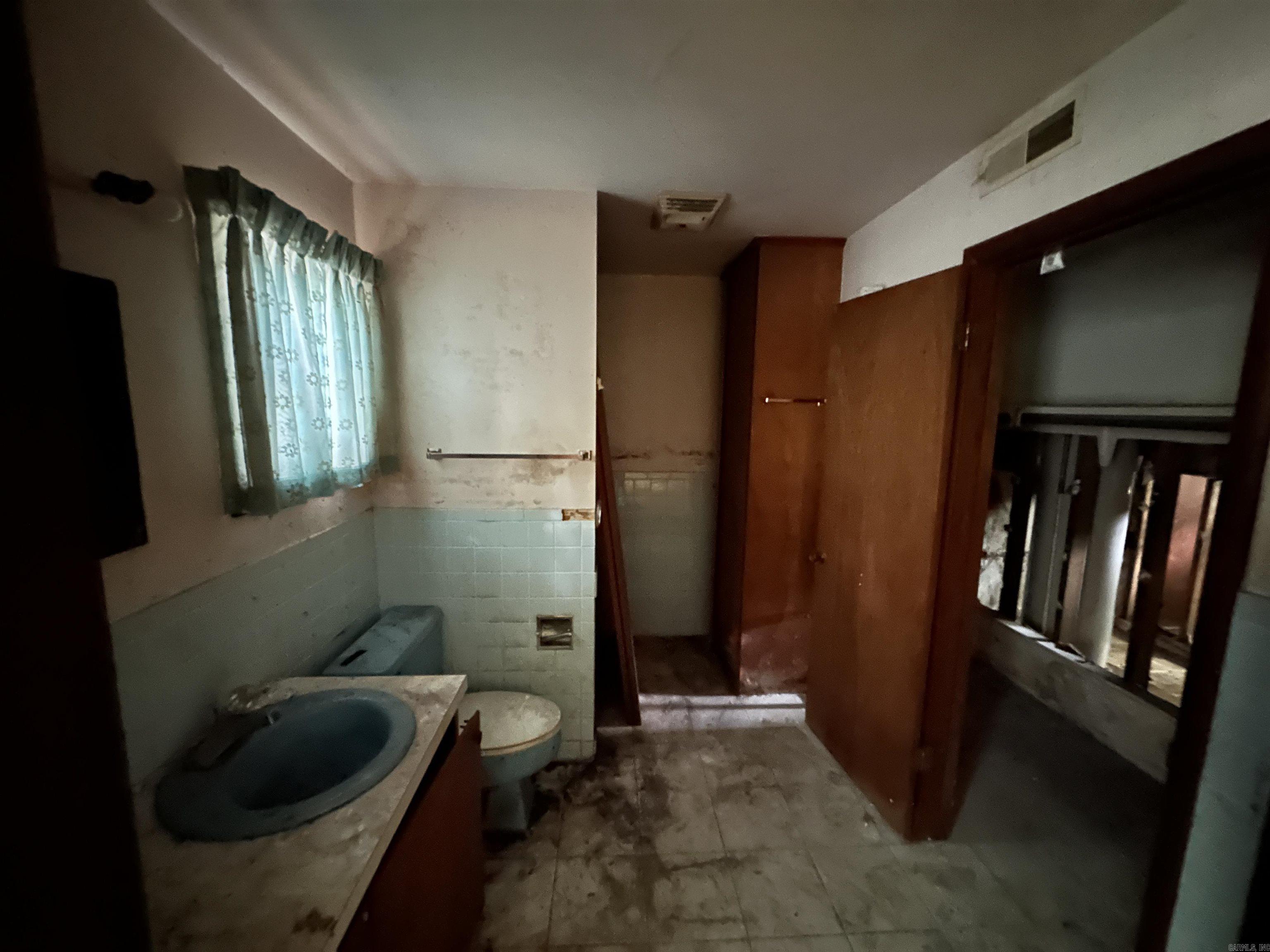 226 North Drive Property Photo 10