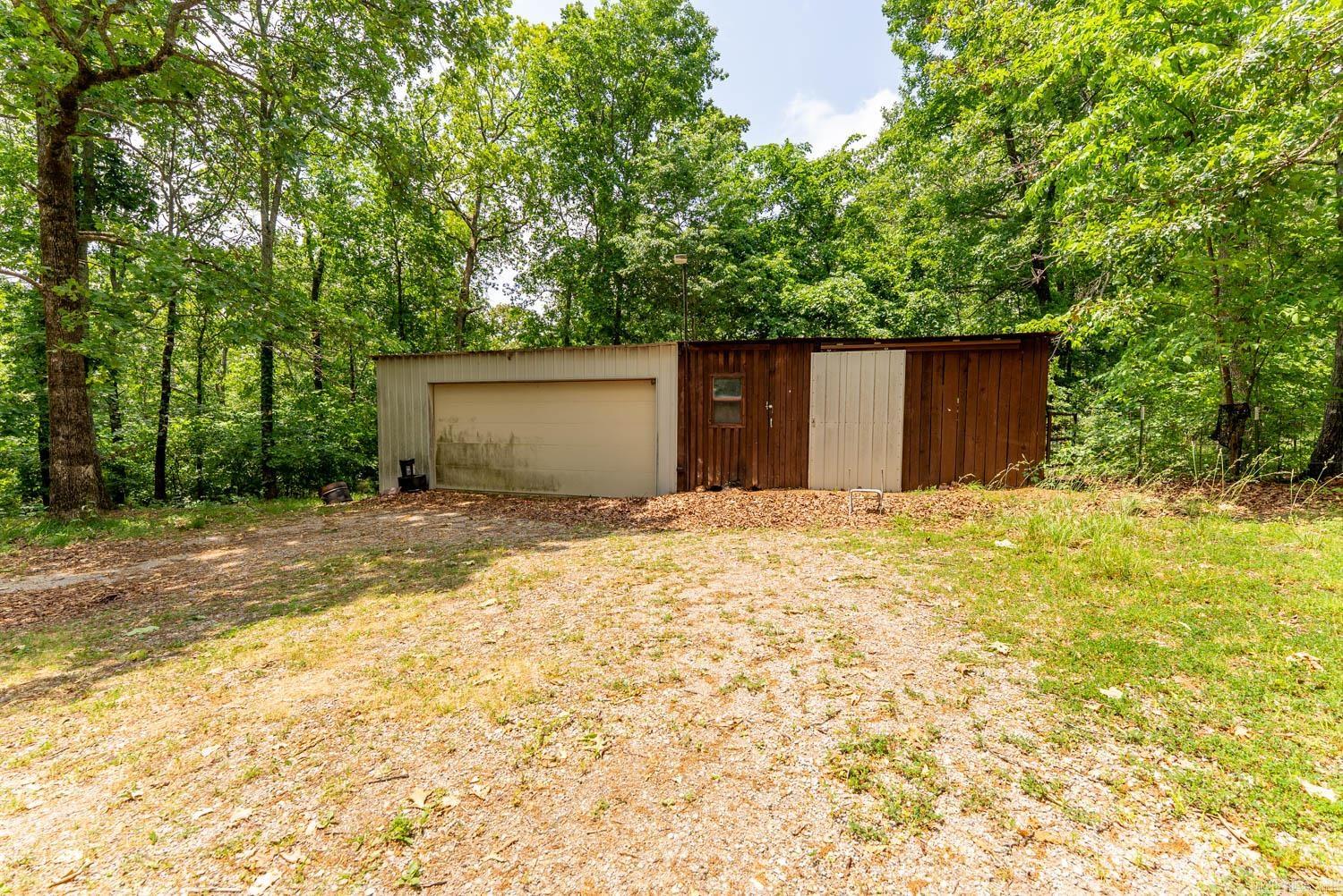 75 County Road 7280 Property Photo 42