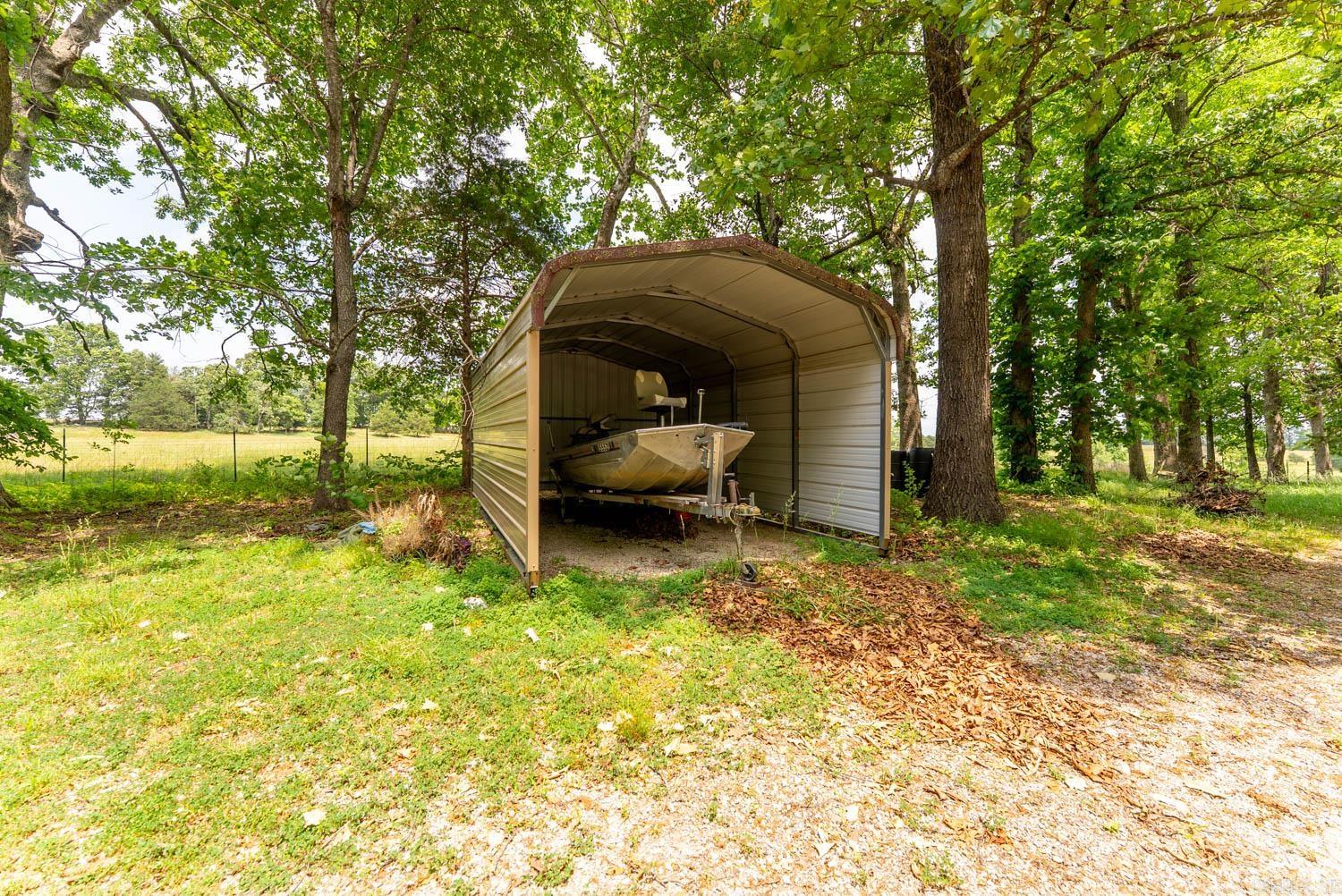 75 County Road 7280 Property Photo 43