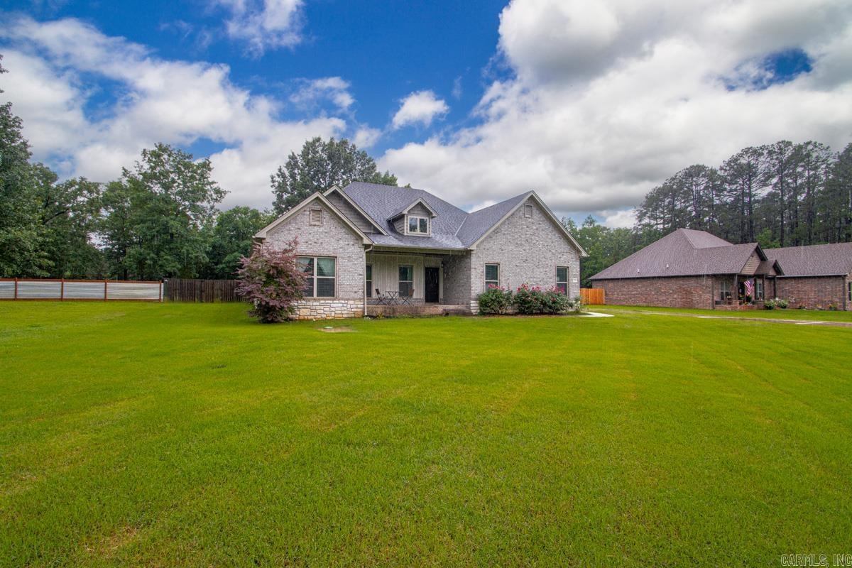2745 Empy Trail Property Photo 3