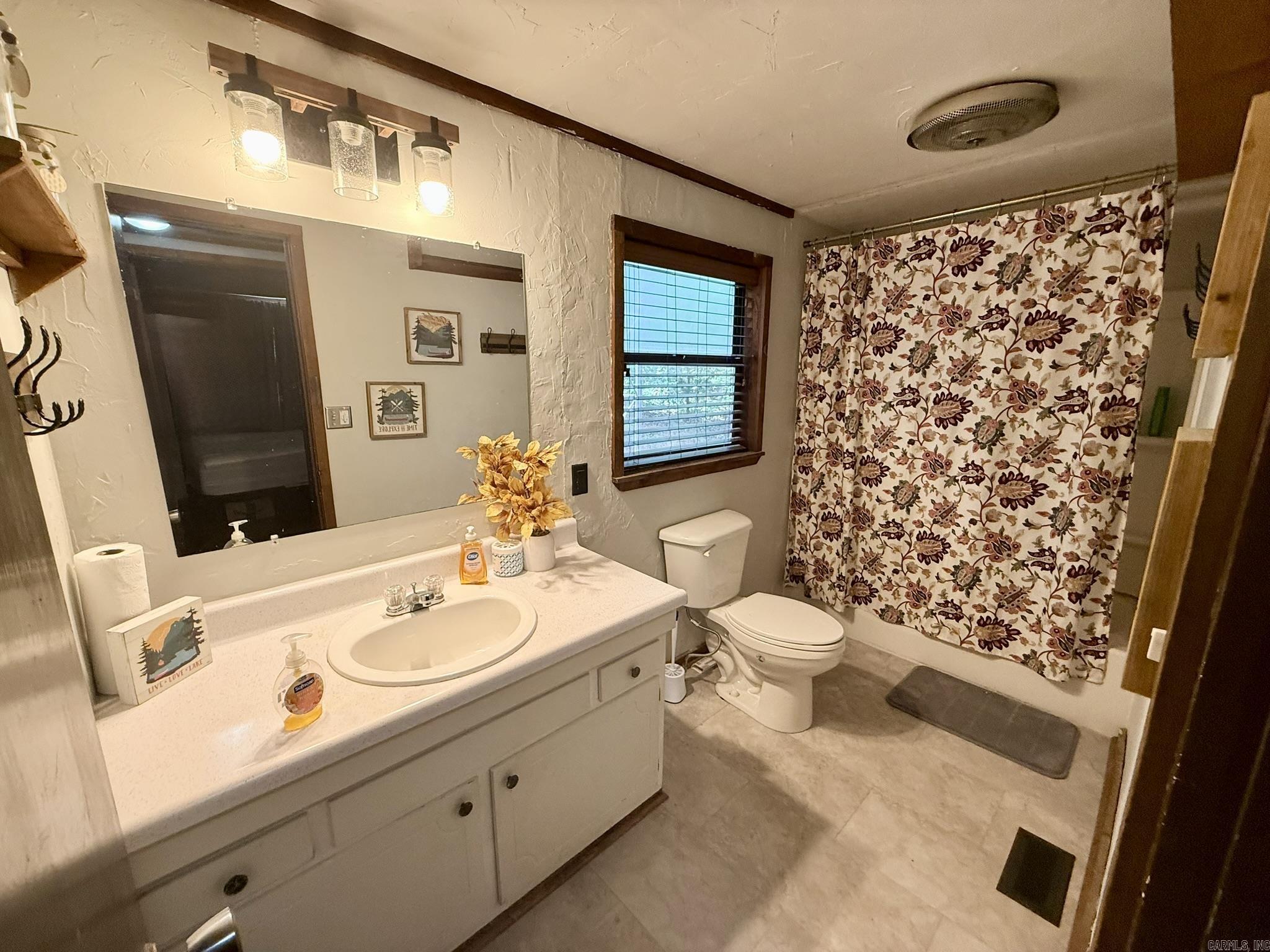 5 Deer Creek Property Photo 19