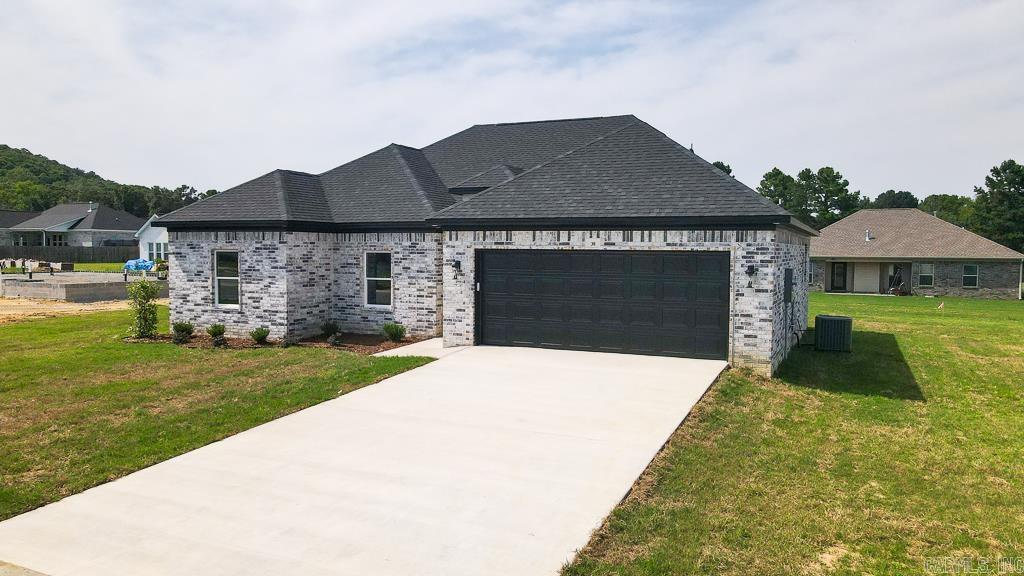 38 Wedgewood Property Photo 3
