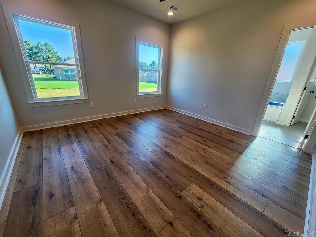 38 Wedgewood Property Photo 9