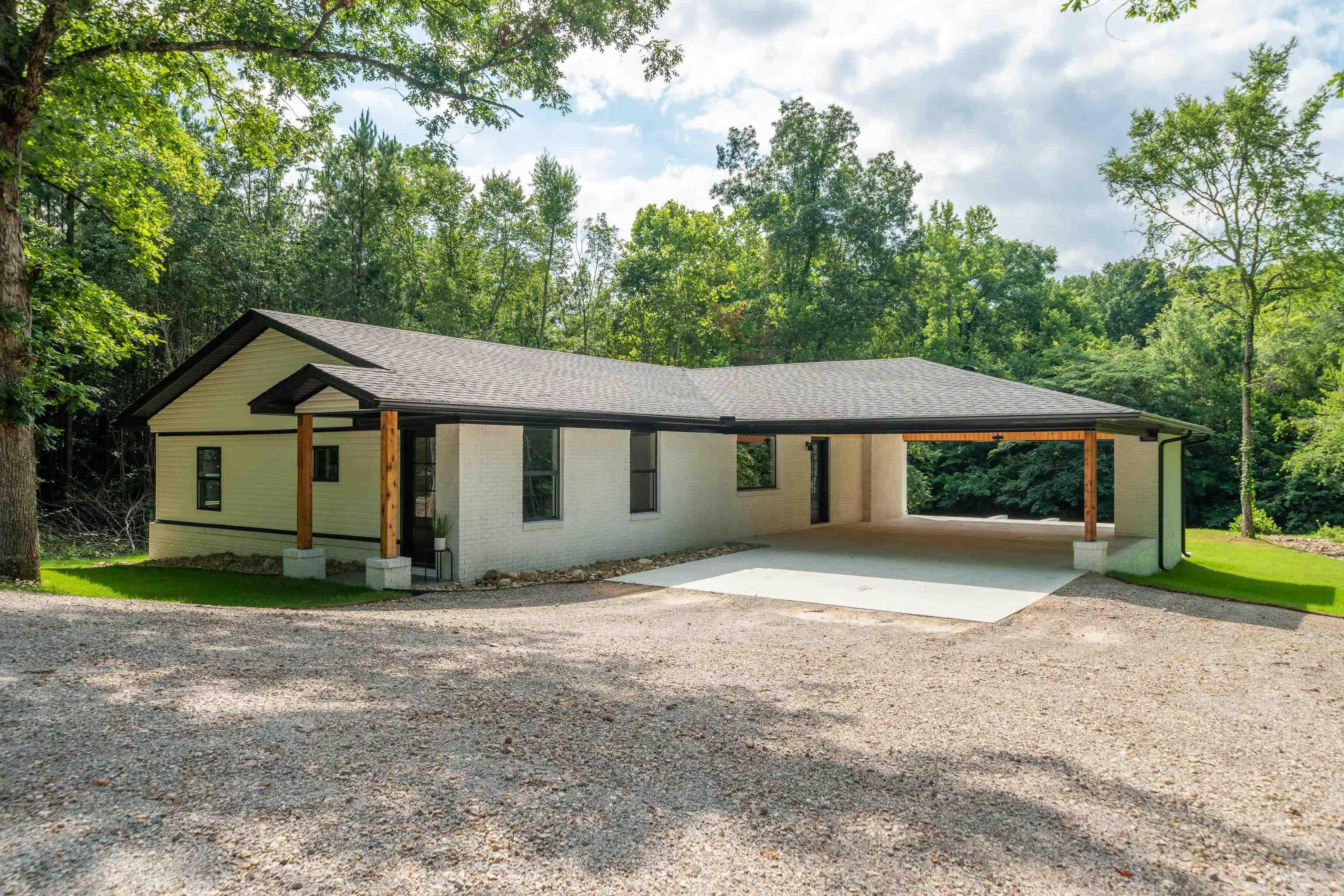 130 Jay Loop Property Photo 7