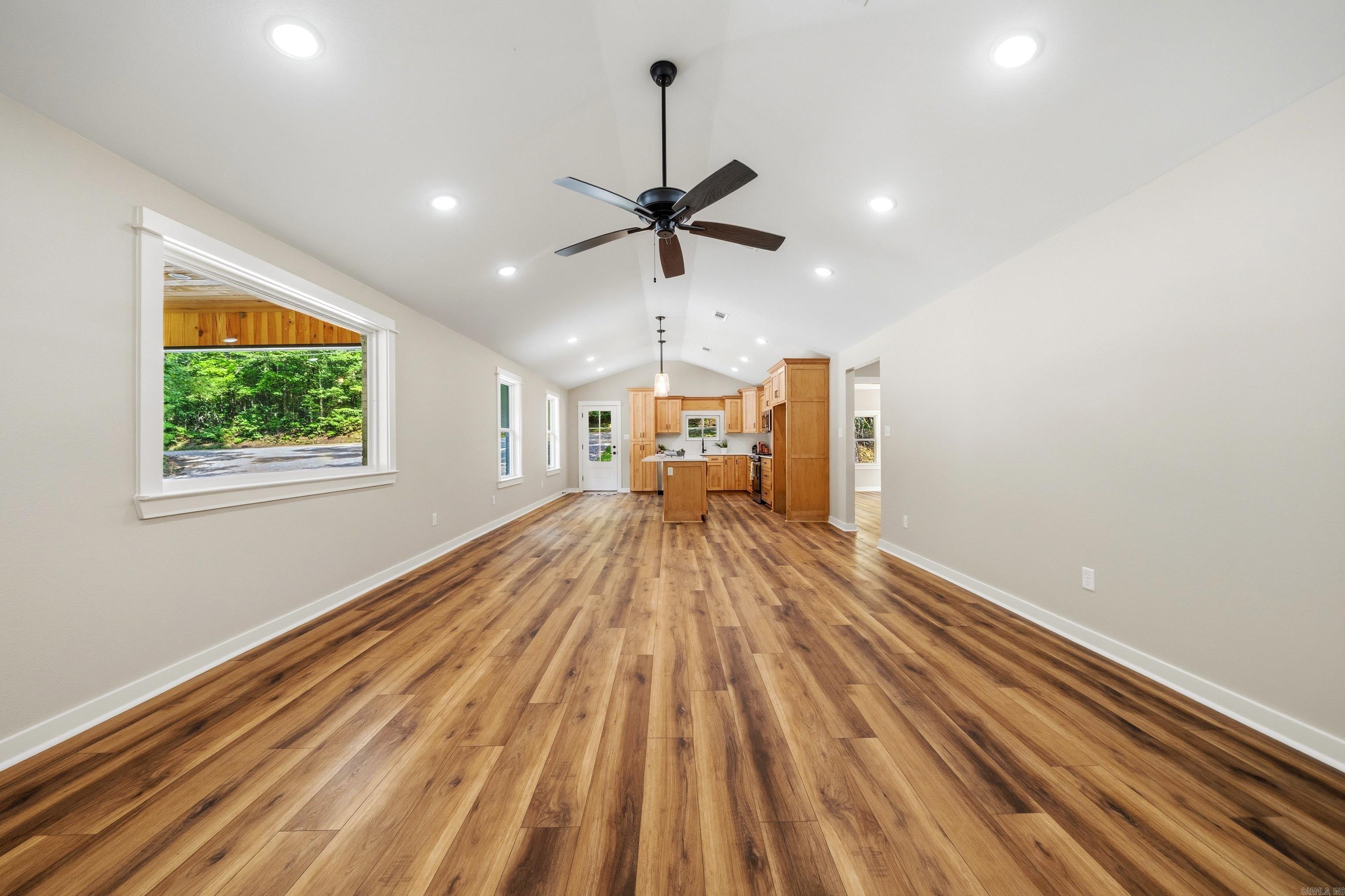 130 Jay Loop Property Photo 11