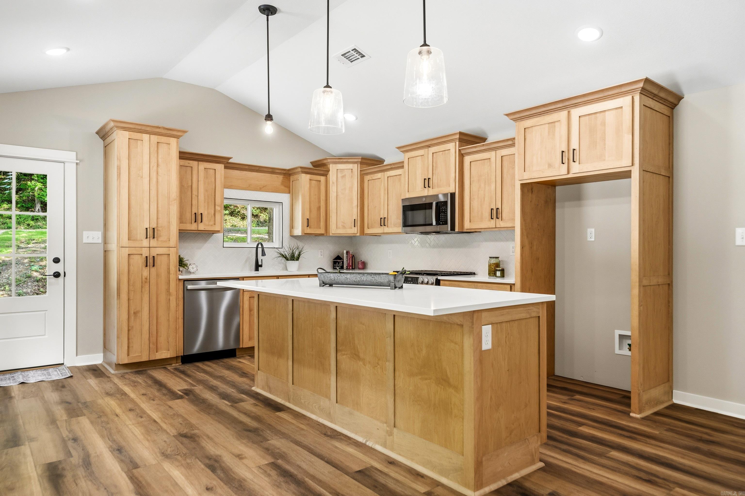130 Jay Loop Property Photo 15