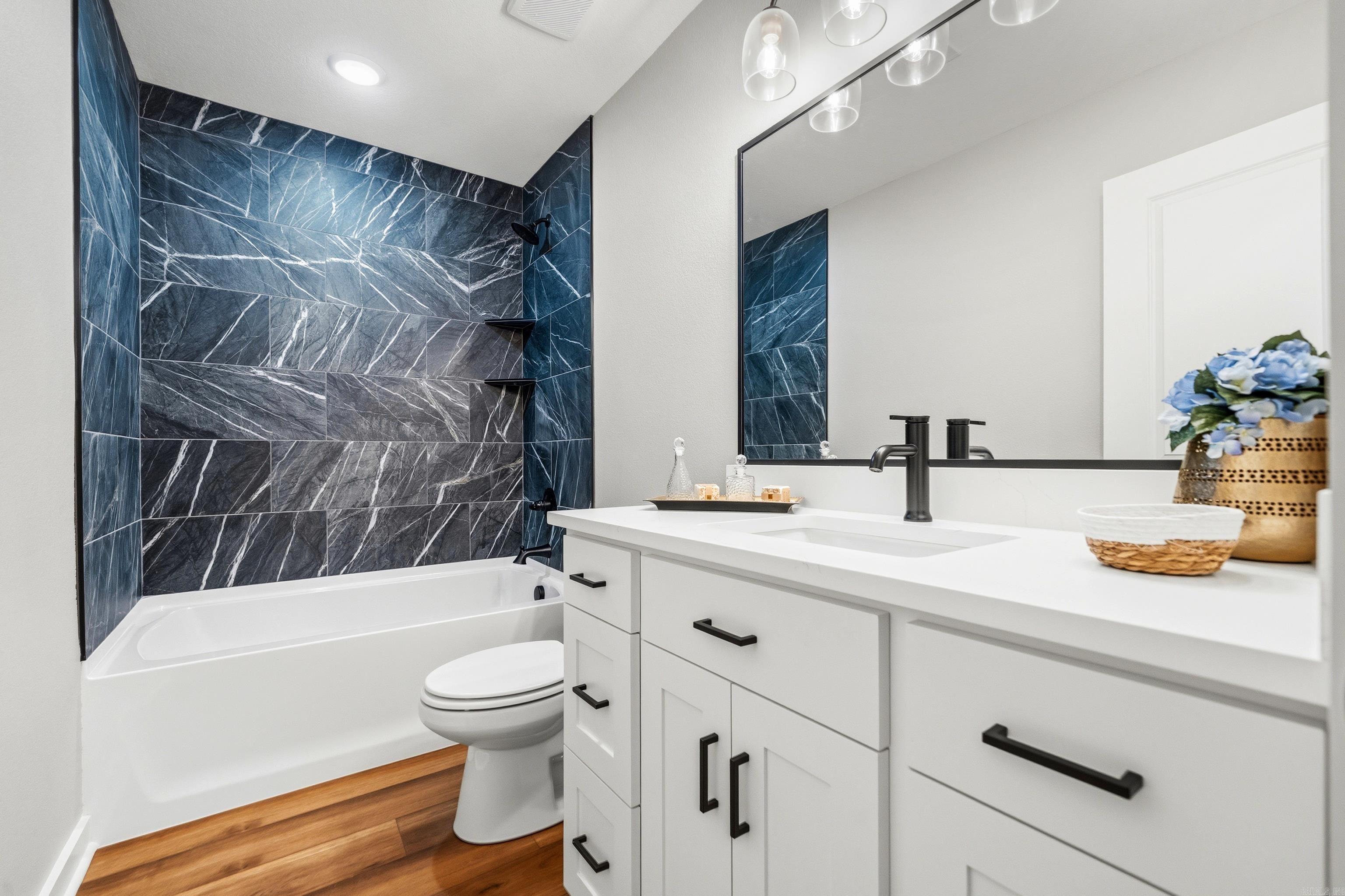 130 Jay Loop Property Photo 32