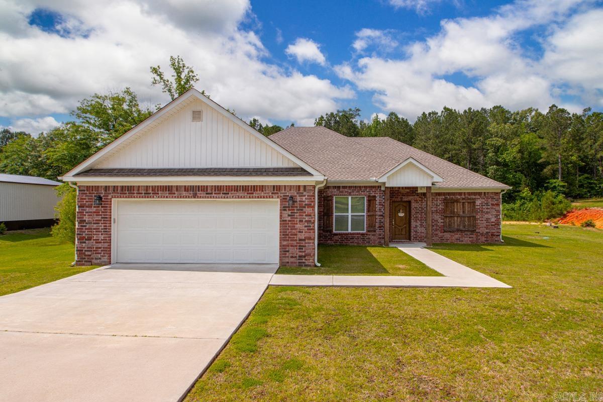 21229 Meadows Acres Property Photo 1