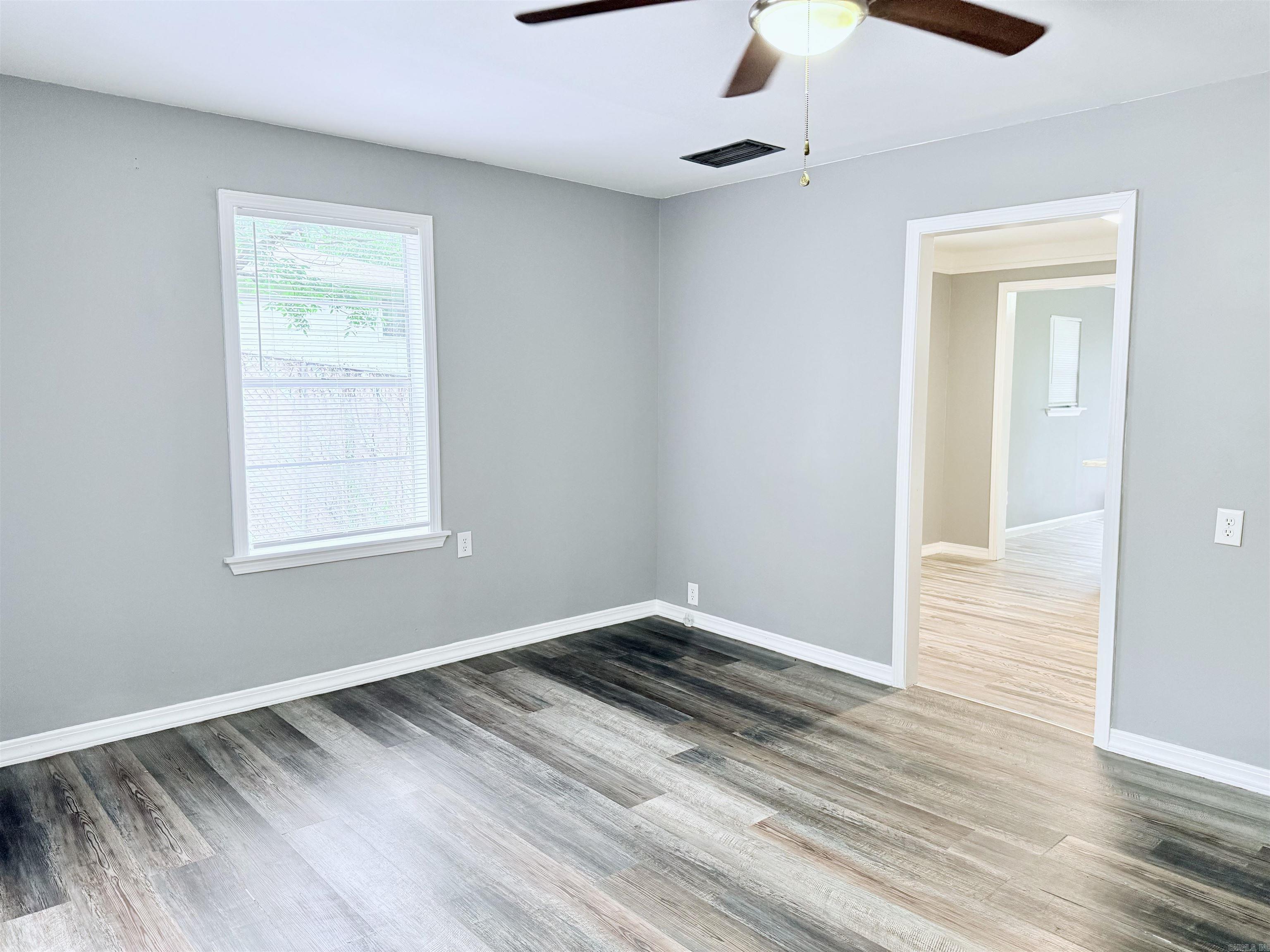 4916 Pike Avenue Property Photo 2