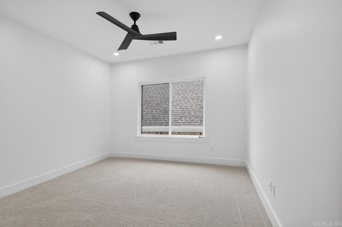 115 Kinley Loop Property Photo 31
